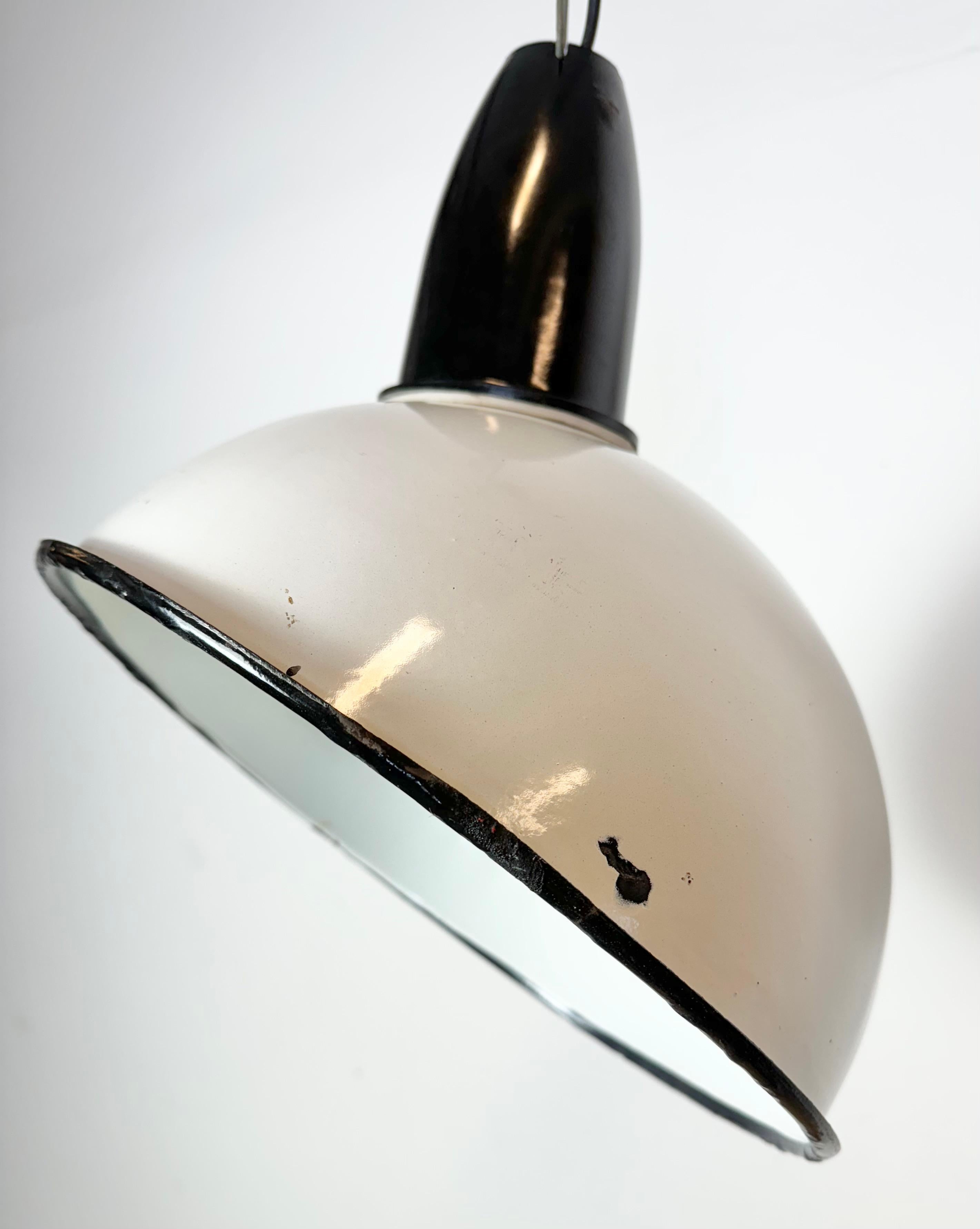 Industrial Soviet White Enamel Pendant Lamp, 1960s For Sale 1