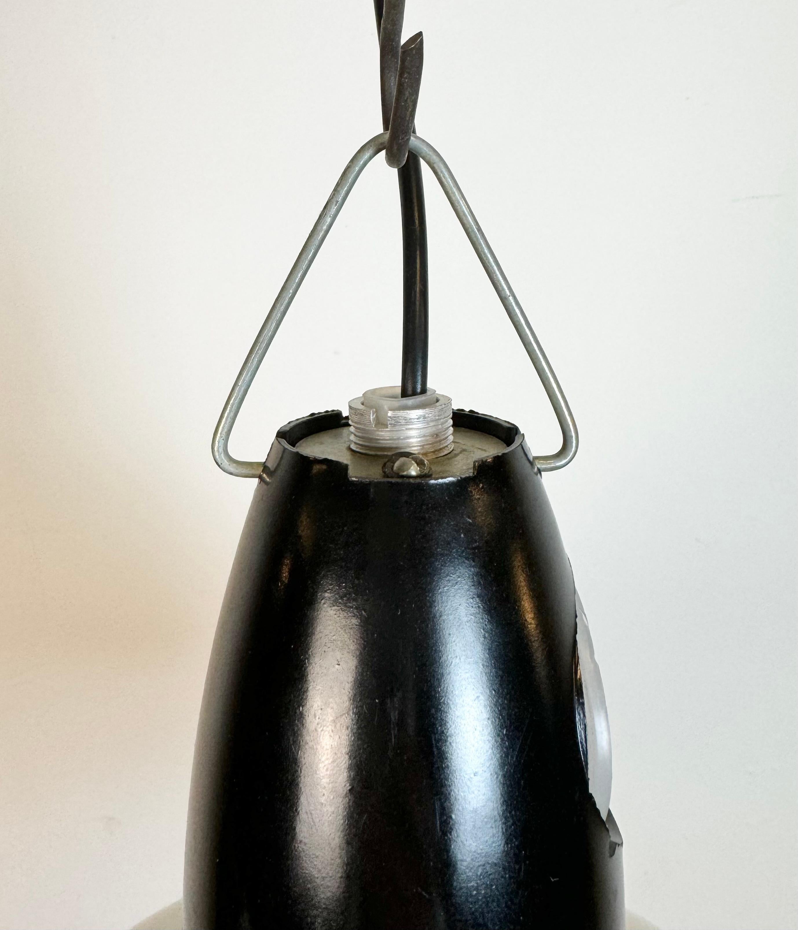 Industrial Soviet White Enamel Pendant Lamp, 1960s For Sale 2