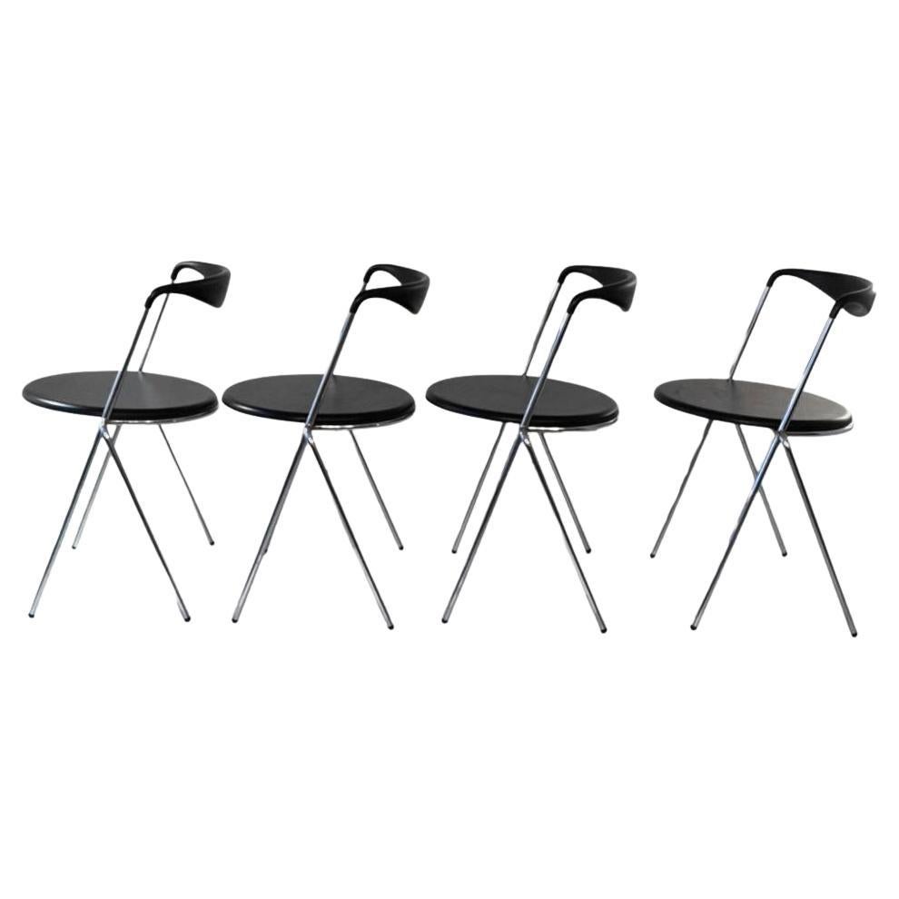 Chaises de salle à manger industrielles empilables en  dans le style de Hans Eichenberger, ensemble de 4 pièces en vente