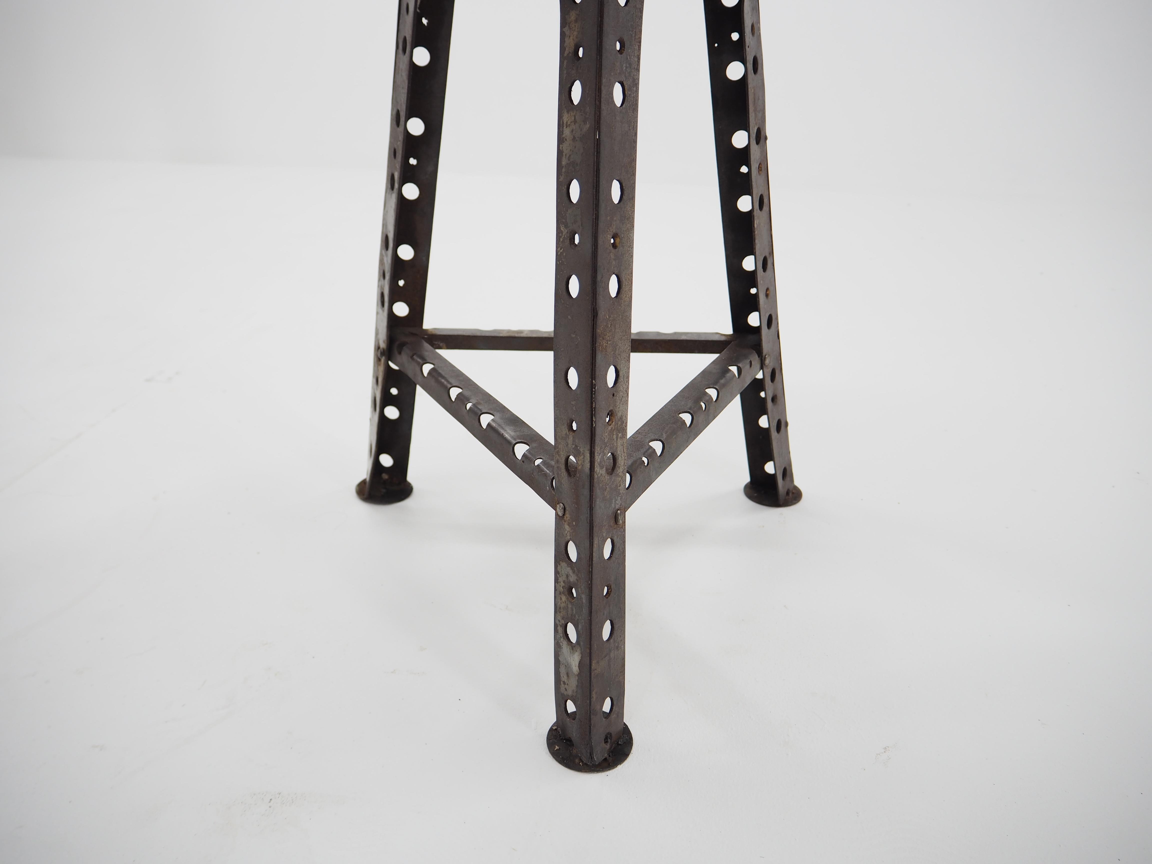 Industrial Steel and Leather Stool In Good Condition In Praha, CZ