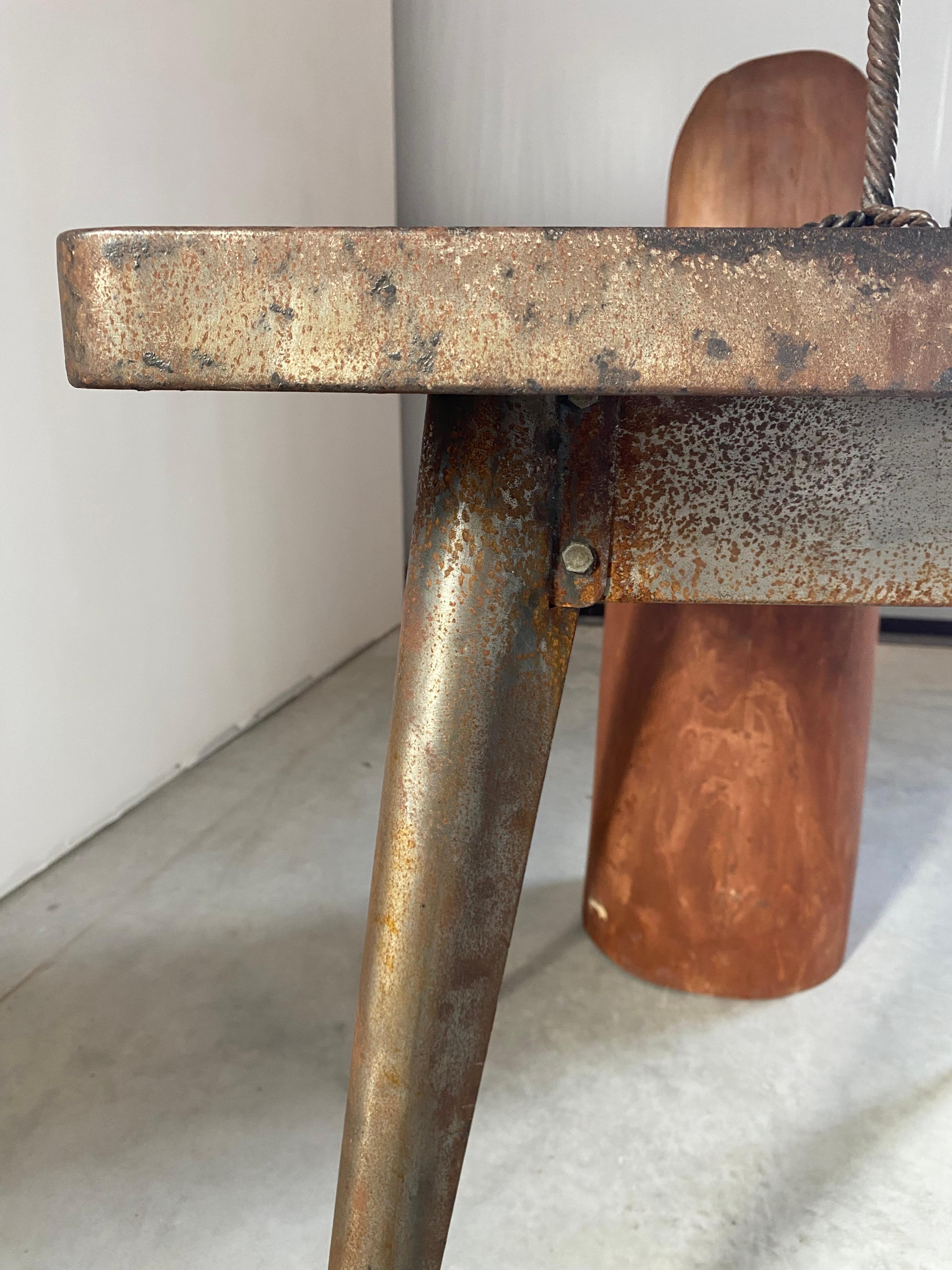 Tavolo da pranzo industriale in acciaio + 3 sedie Ziggurat in vendita 2