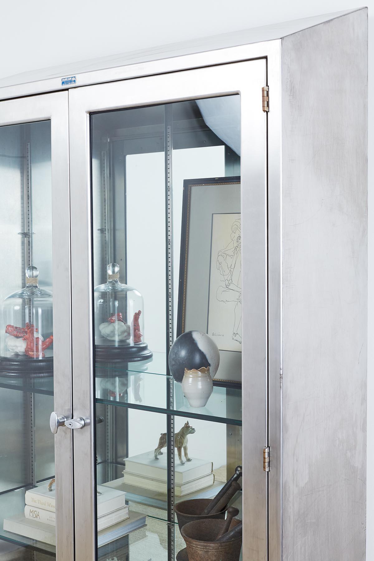 industrial display cabinet