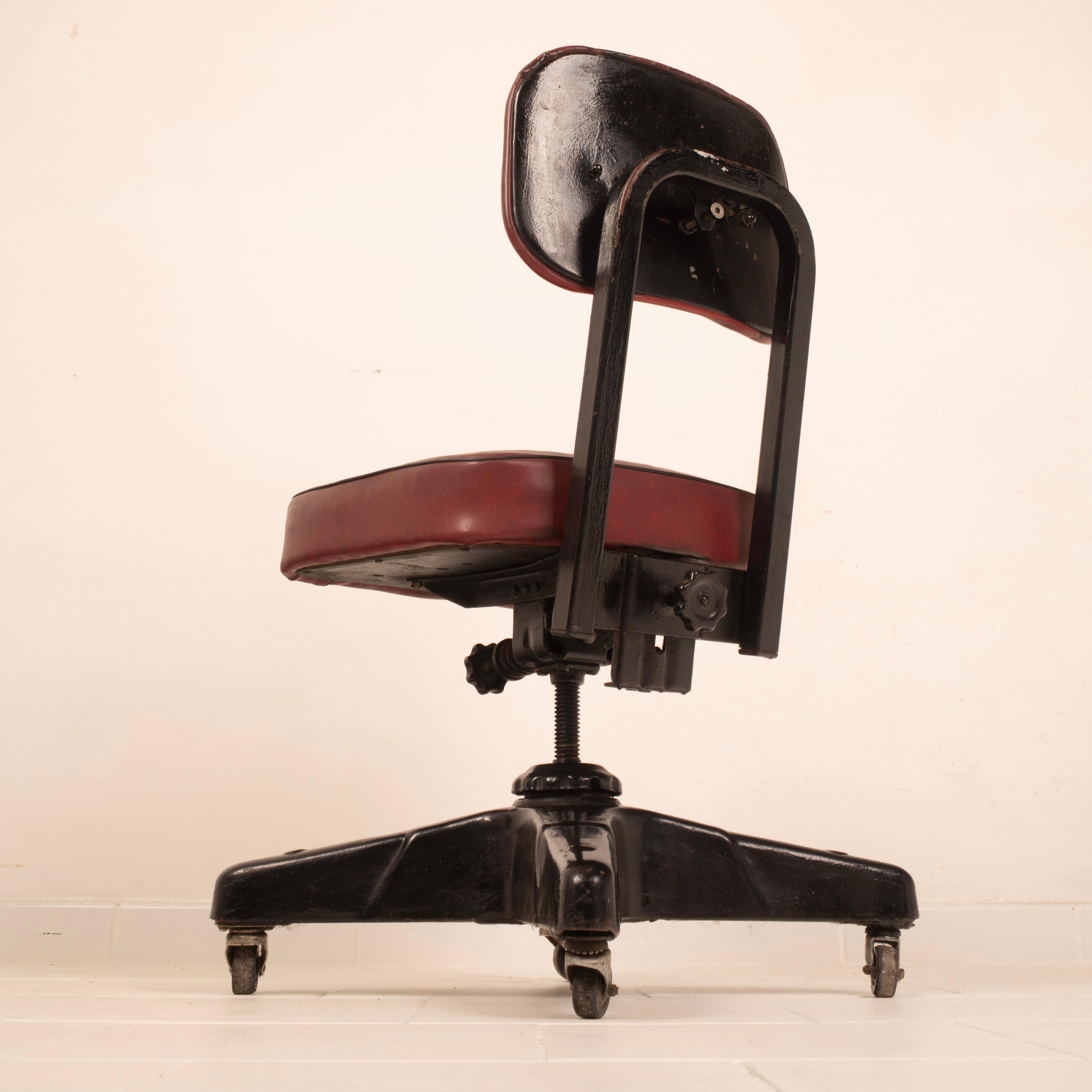 Industrial Stool by Chromcraft Corporation Stool USA 1944 For Sale 7