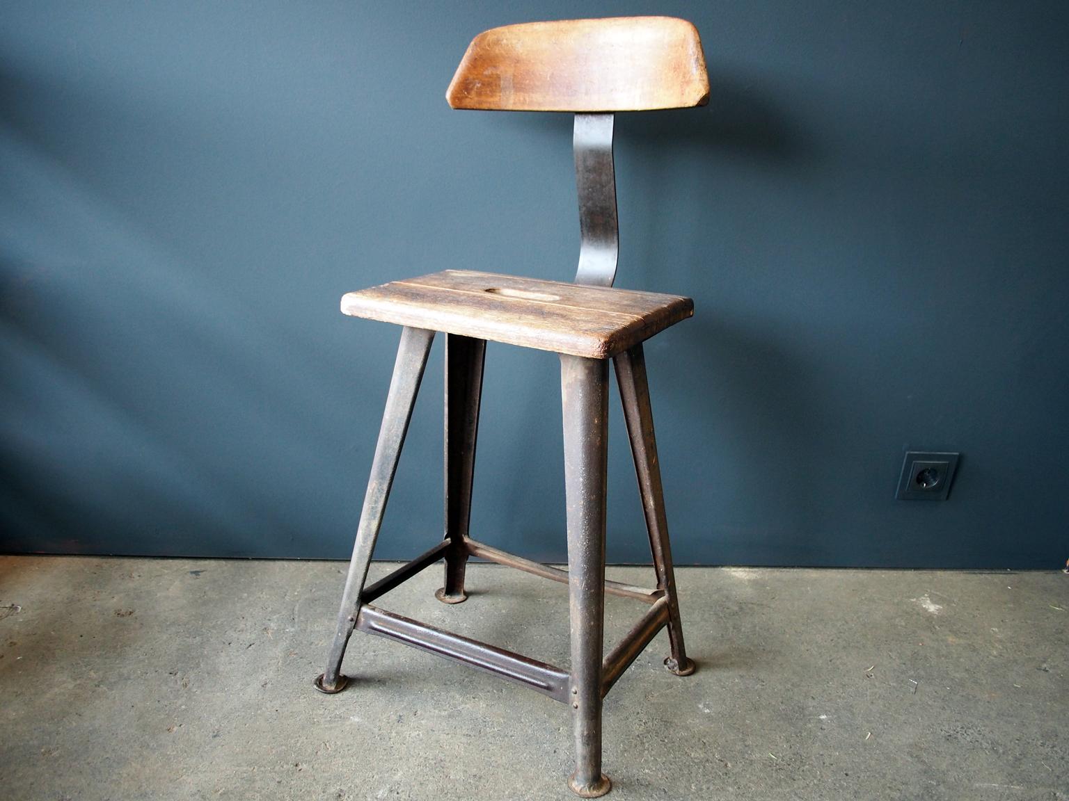 Industrial Stool or Chair by Rowac with Backrest, circa 1930 In Good Condition In Hamburg, DE
