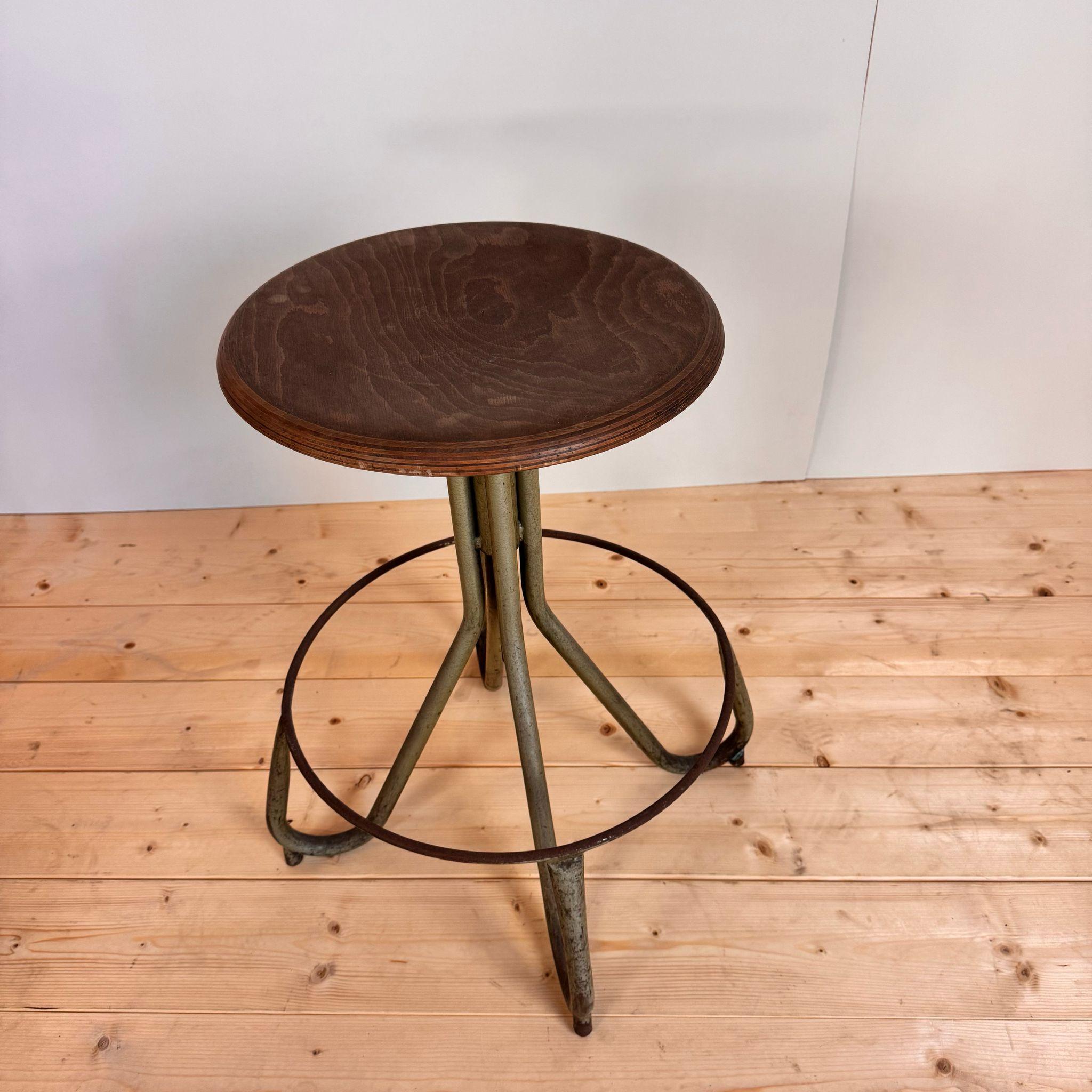 Mid-Century Modern Tabouret industriel en vente