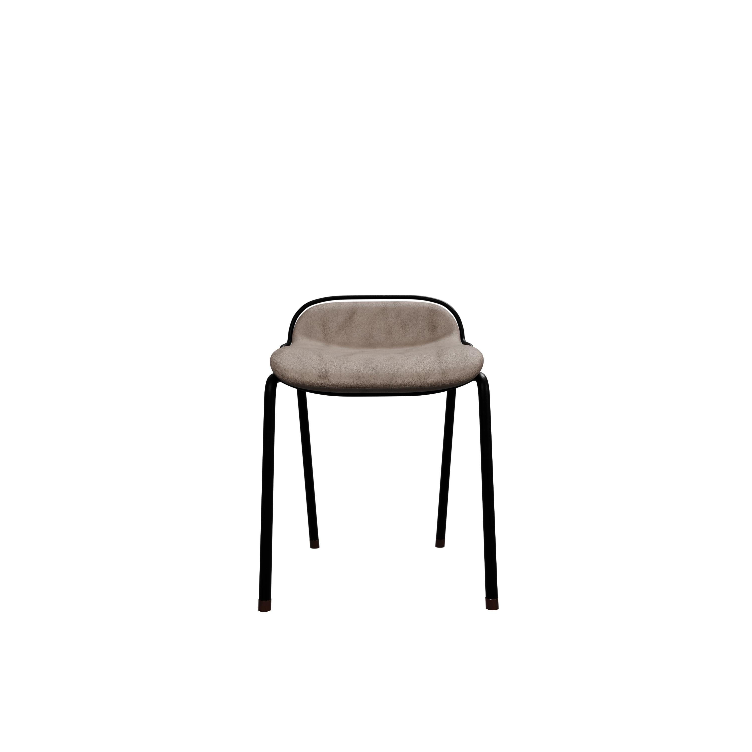 Industrieller Industriehocker DUV aus cremefarbenem Leder, handgefertigt von Murmurio (Portugiesisch) im Angebot