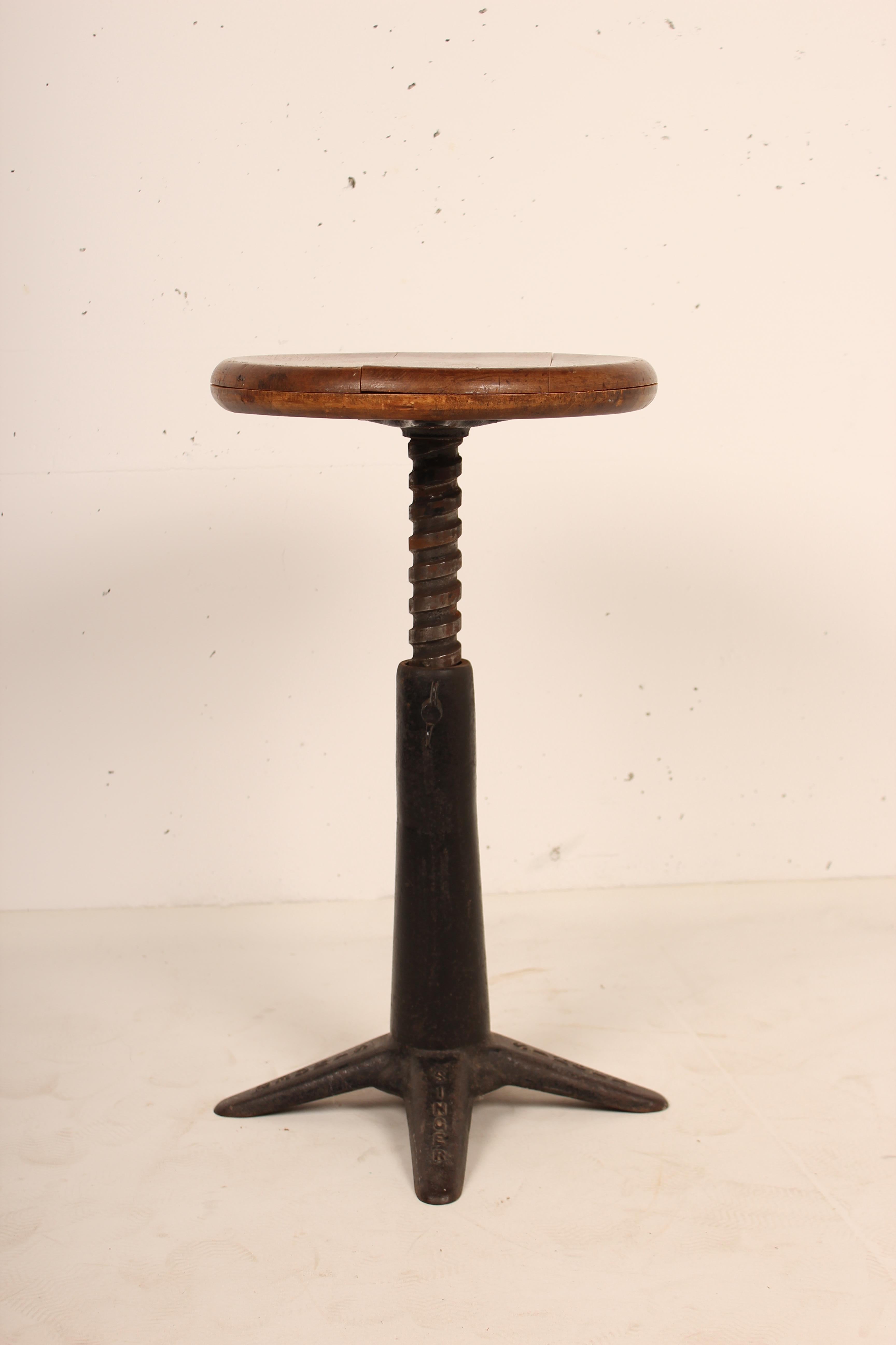 Industrial Stool Made of Cast Iron from the Singer Factory, 1930 2