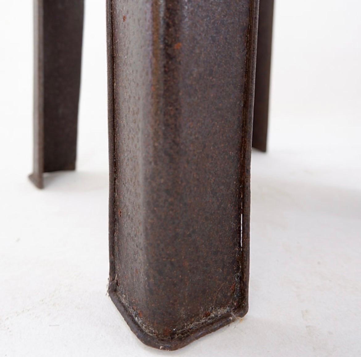 Tabouret industriel style Tolix en vente 5