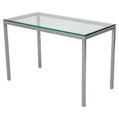 Table d'appoint de style industriel en chrome et verre