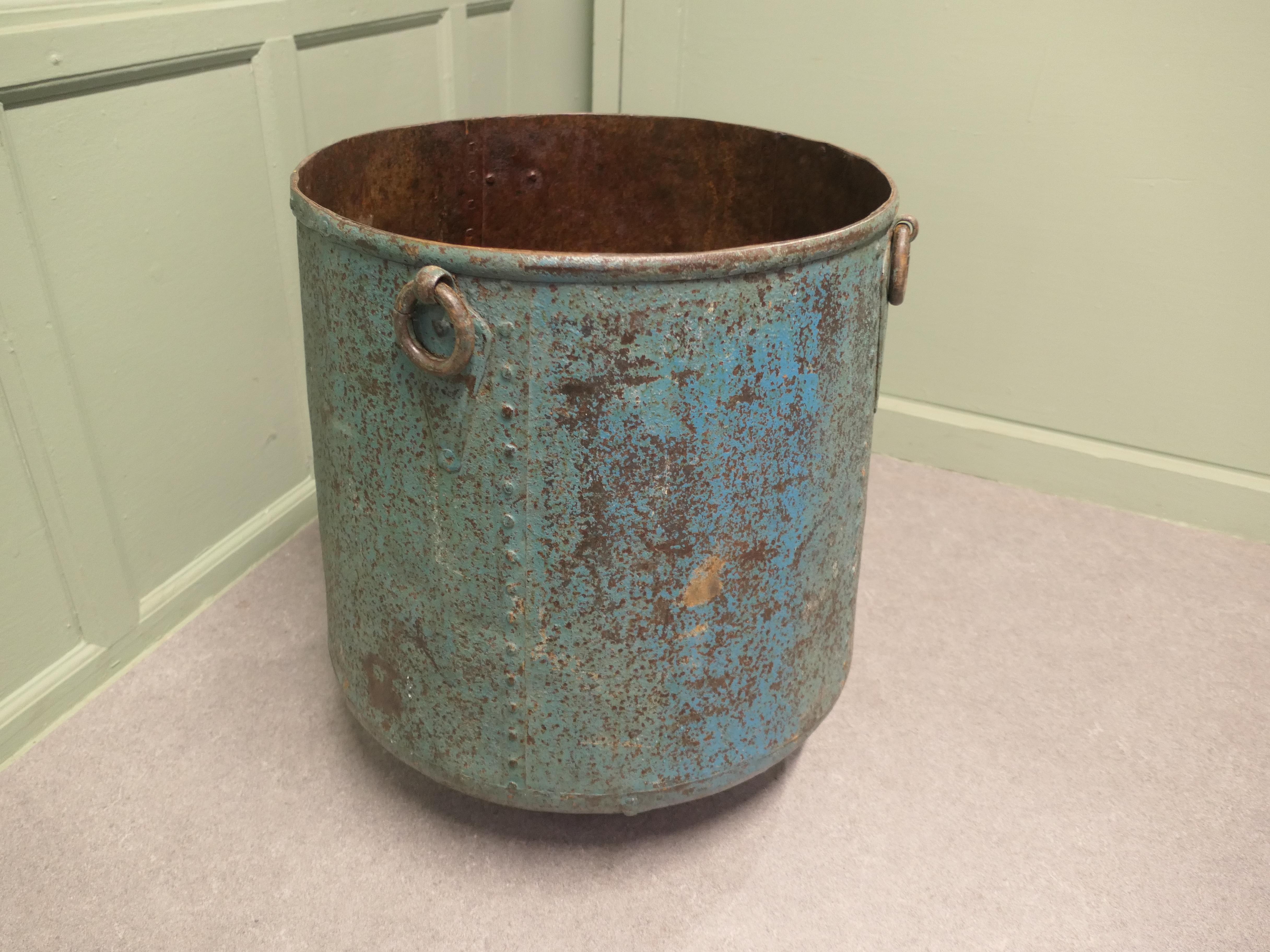 Industrial Style Iron Log Bin, or Large Planter This is a spectacular piece For Sale 2