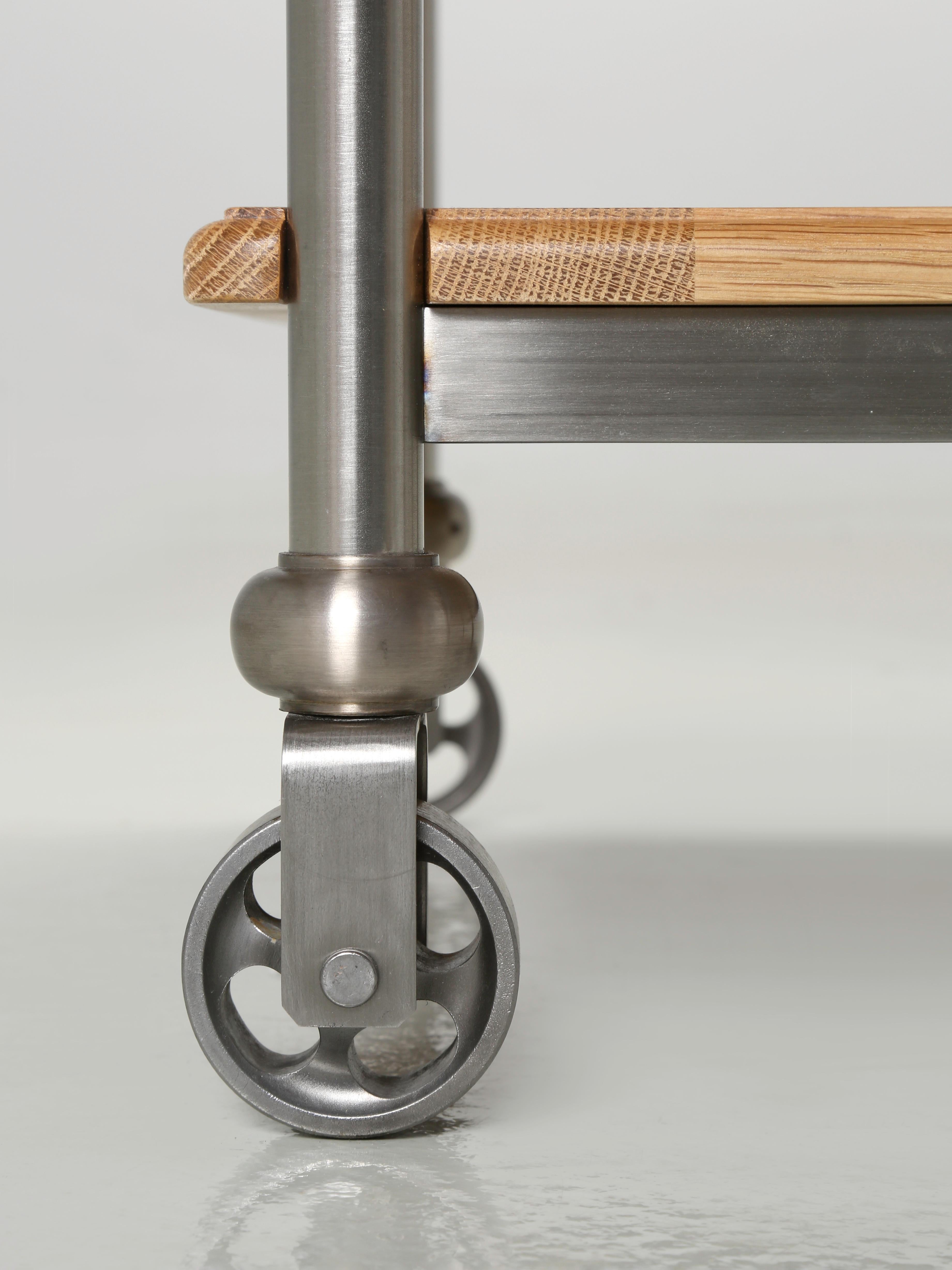 Isla de cocina de estilo industrial Bronce plateado inoxidable, Carrara por encargo en venta 6