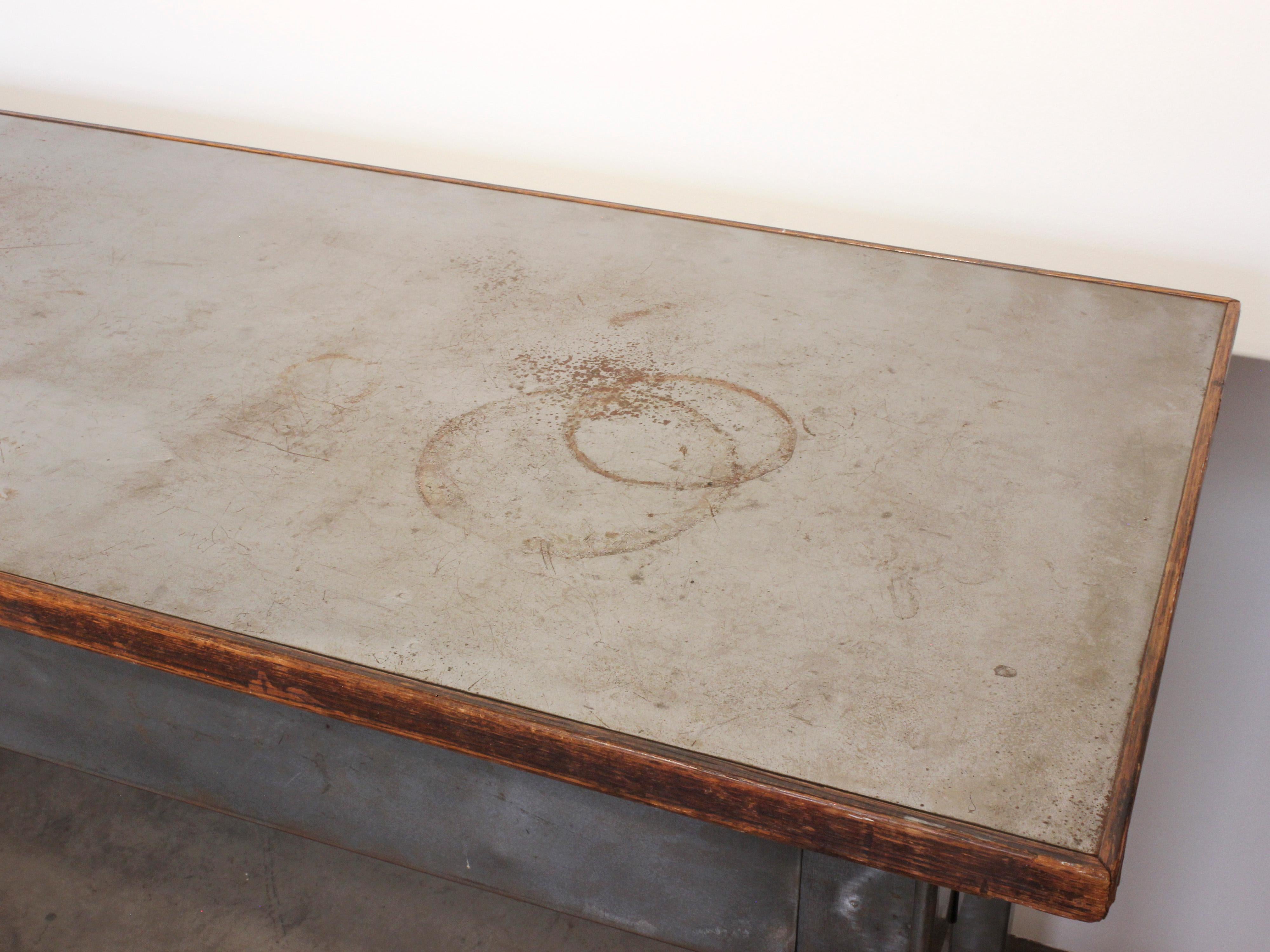 Industrial Style Long Steel Console Table with Brass and Wood Details 6