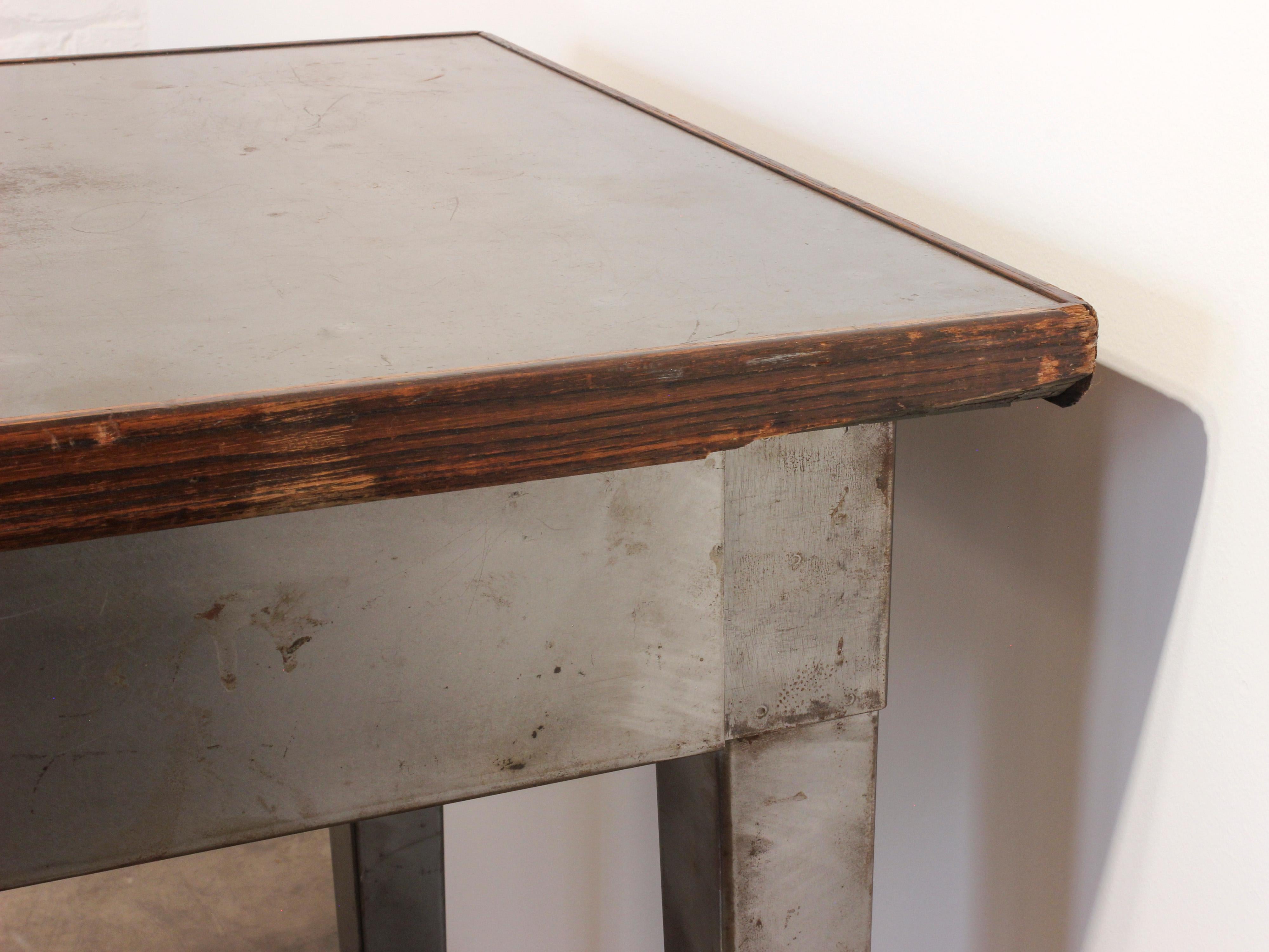 Industrial Style Long Steel Console Table with Brass and Wood Details 12