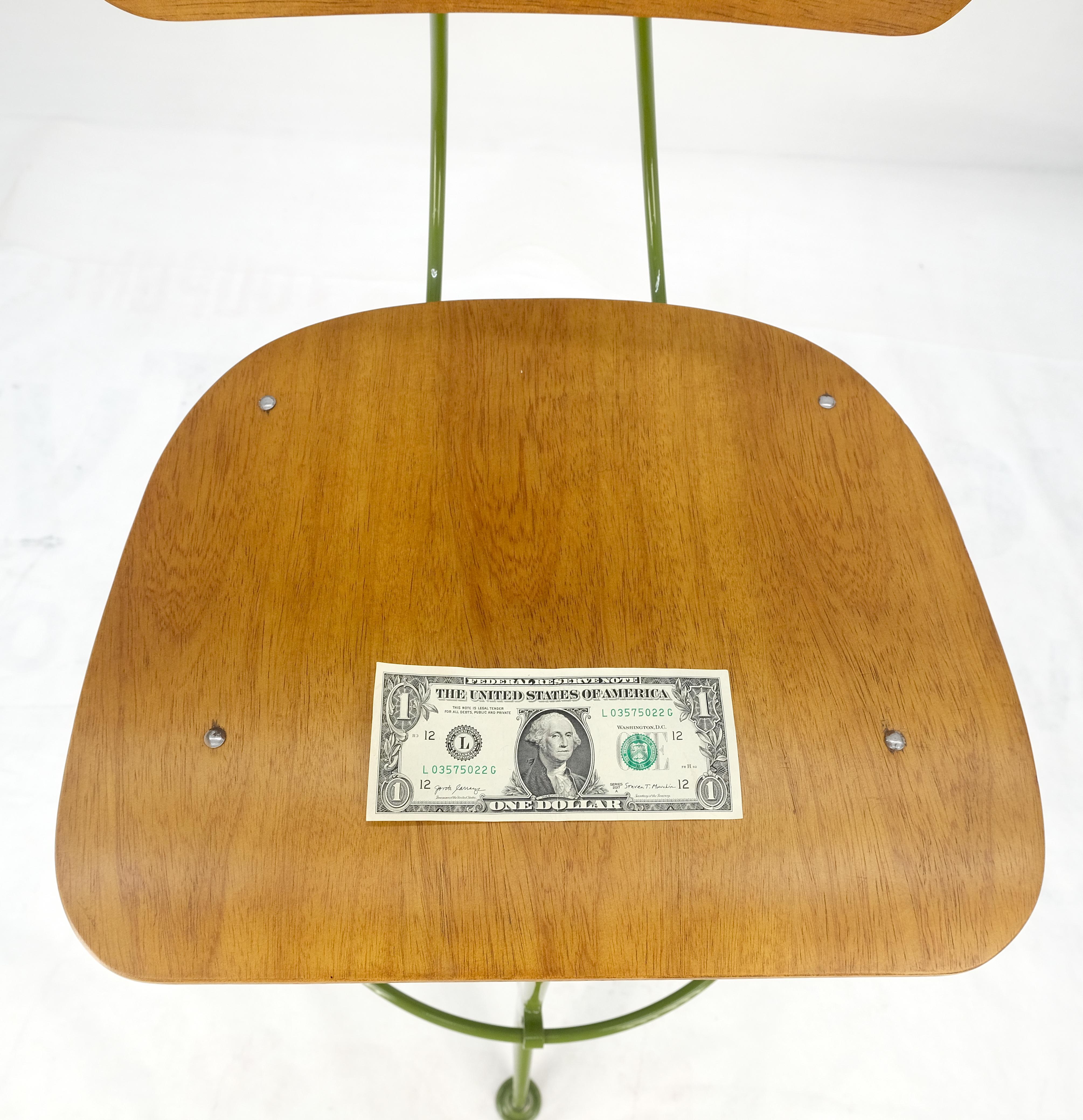 Industrial Style Molded Plywood Seats Industrial Drafting Stool MINT! For Sale 4