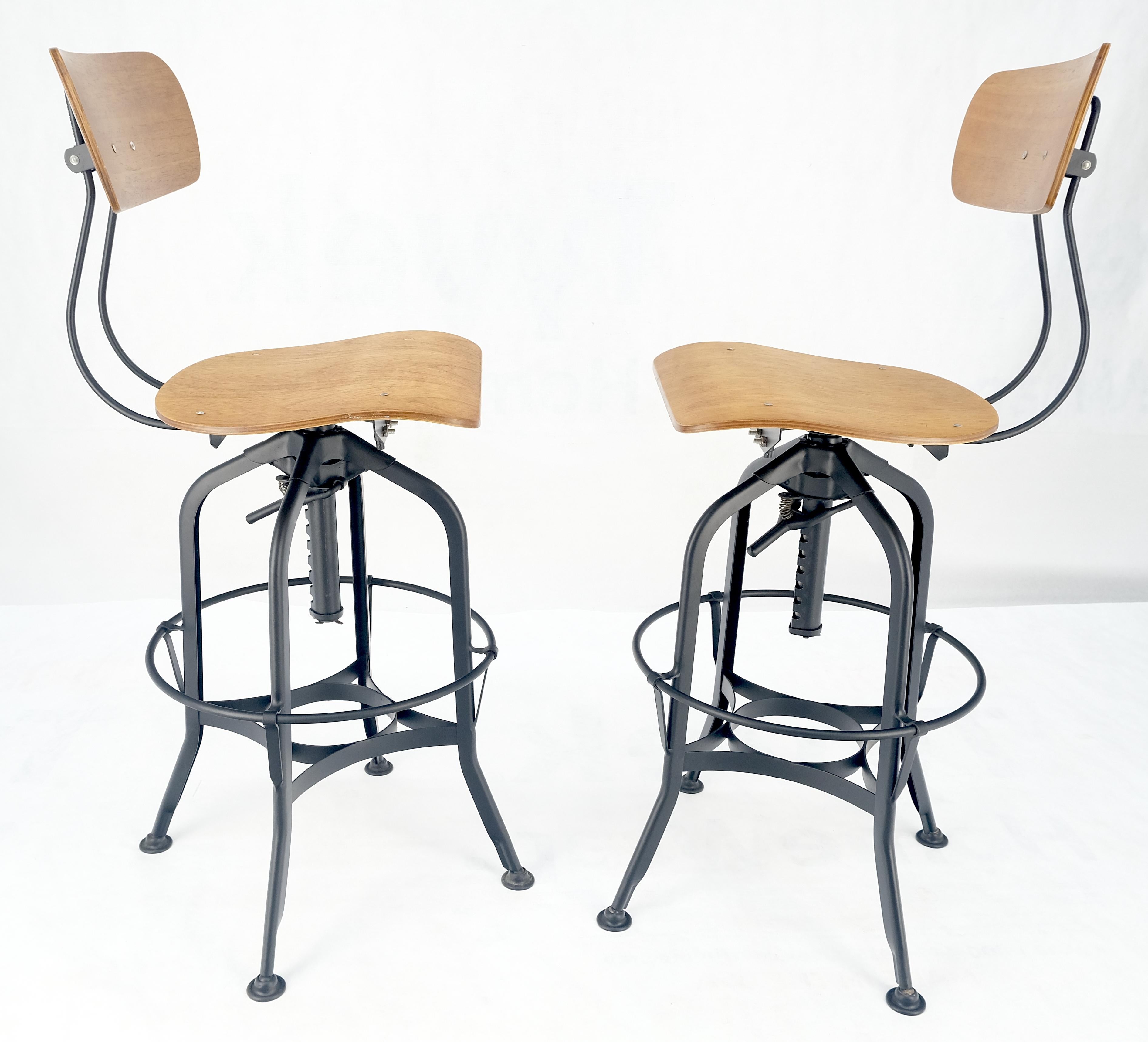 Industrial Style geformte Sperrholz Sitze Industrial Drafting Hocker MINT! (Lackiert) im Angebot