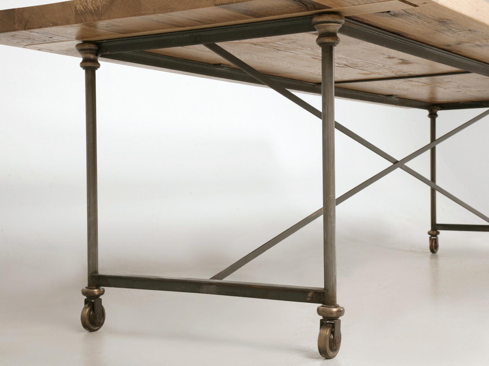 XXIe siècle et contemporain Table de cuisine ou table de salle à manger de style industriel en acier, bronze et pin récupéré en vente