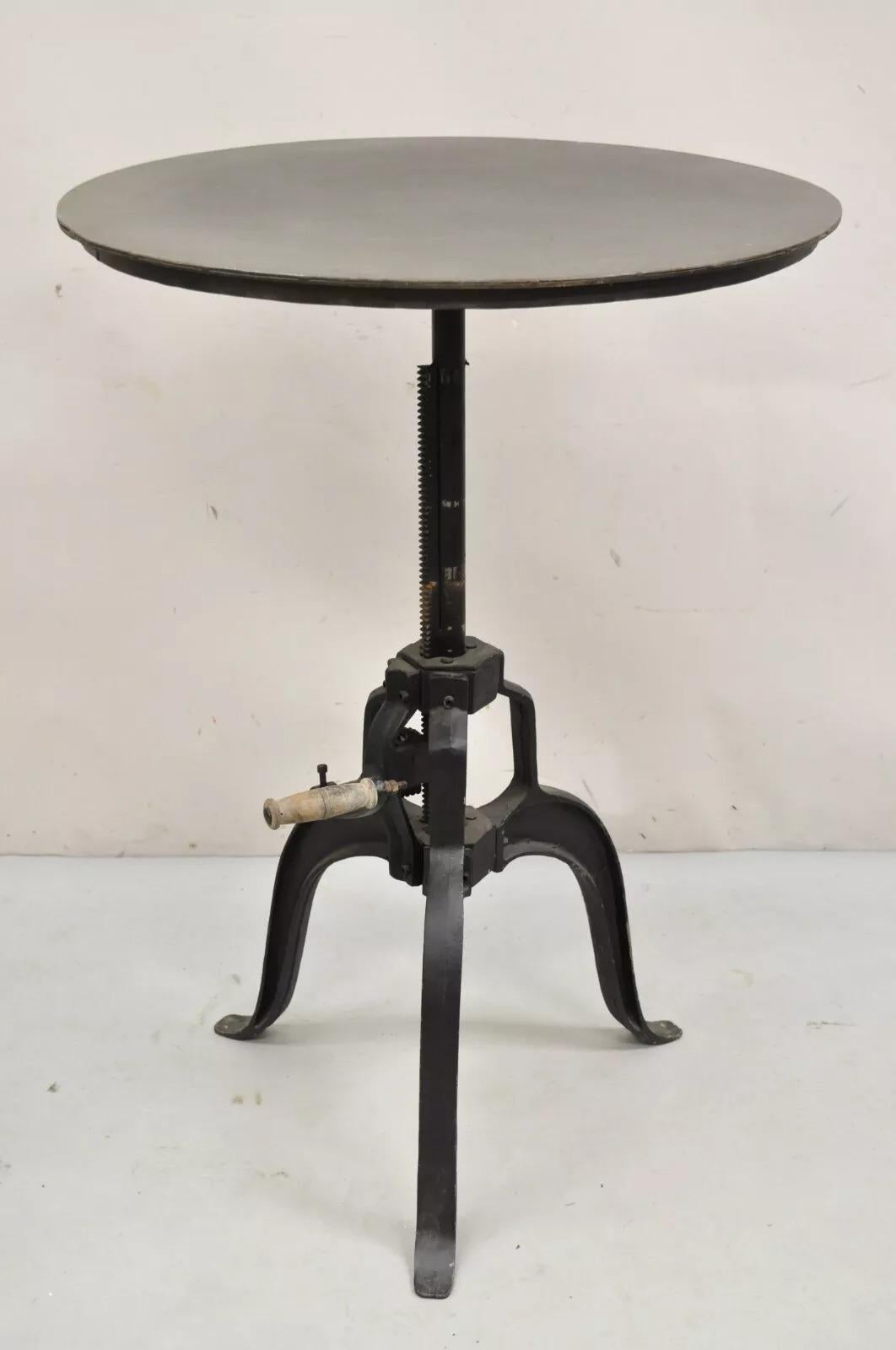 Industriel Table d'appoint de pub ronde de 30 pouces de style industriel en acier et métal réglable en vente