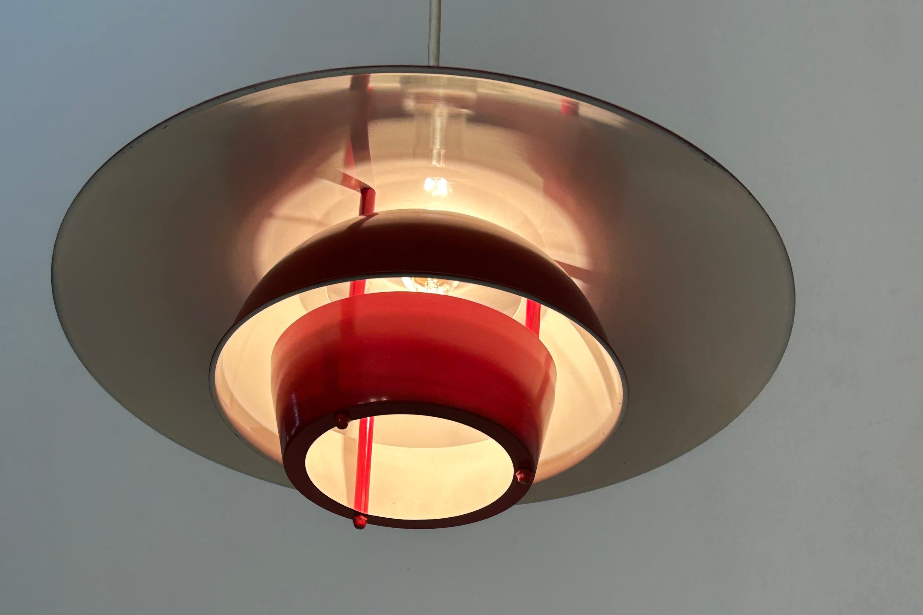 UFO-Lampen im industriellen Stil, ein Paar (20. Jahrhundert) im Angebot