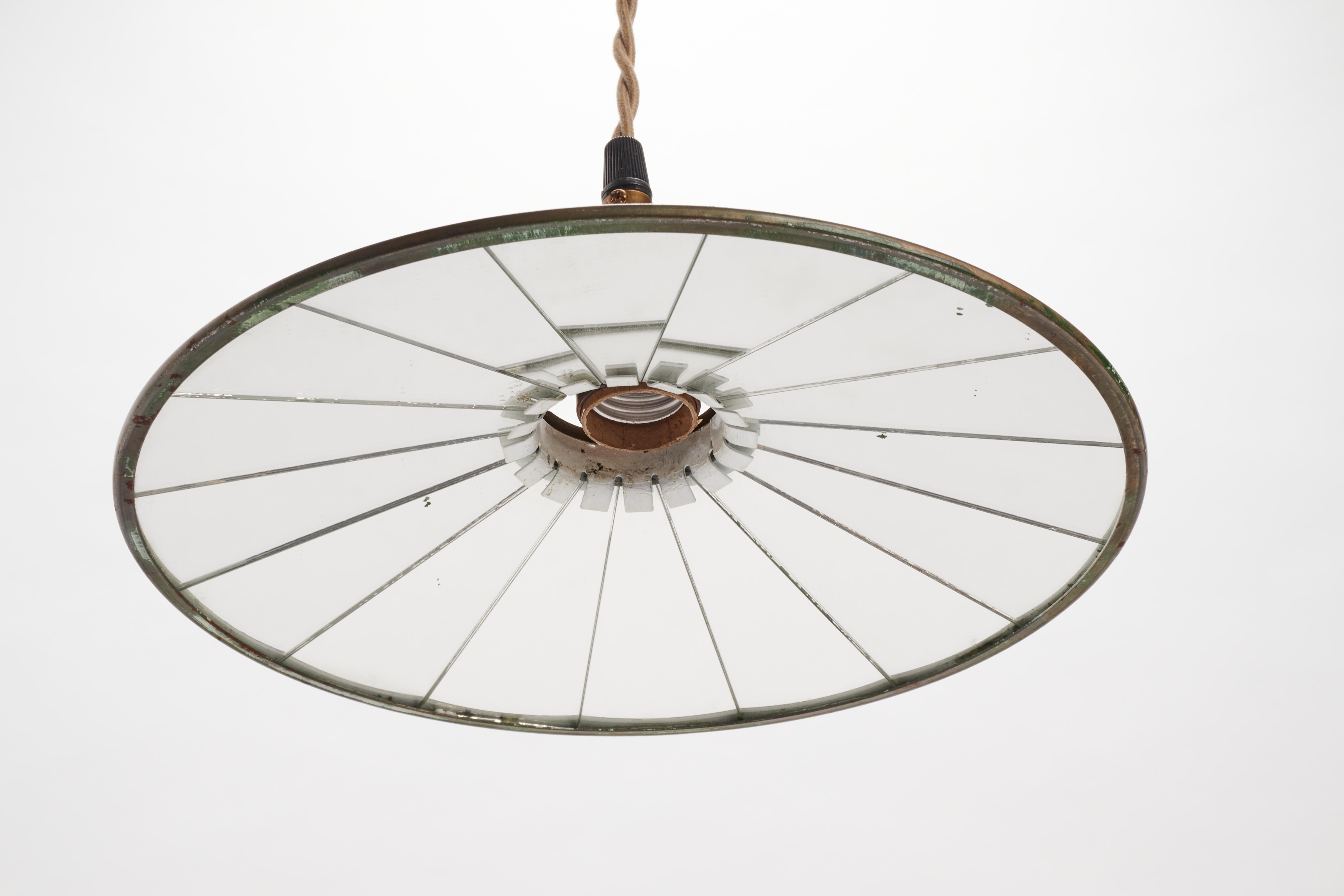 Luz industrial oscilante de una sastrería, EEUU 1920. en Bueno estado para la venta en Milan, IT