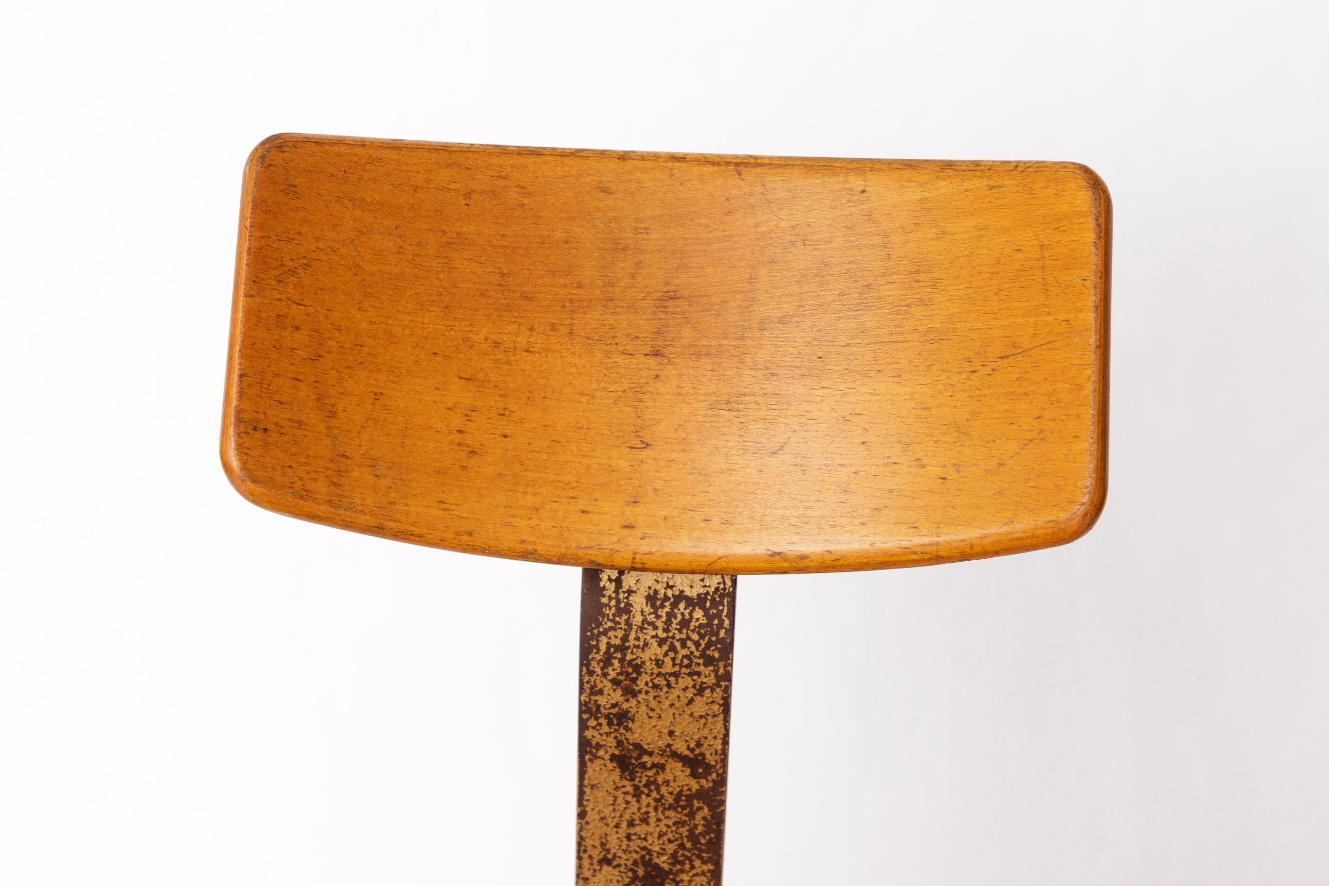 Mid-Century Modern Chaise pivotante industrielle par Ama Elastik - 1950s Vintage Bauhaus Design en vente