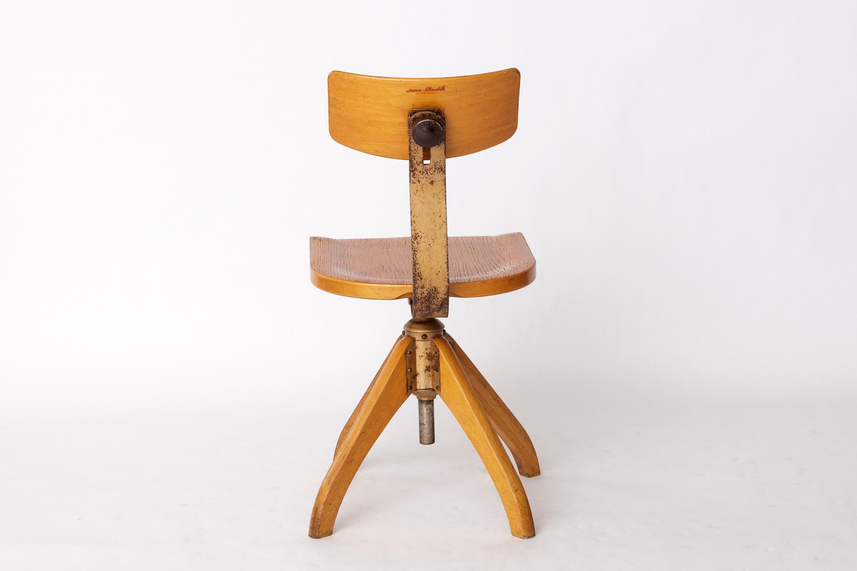 Chaise pivotante industrielle par Ama Elastik - 1950s Vintage Bauhaus Design en vente 1