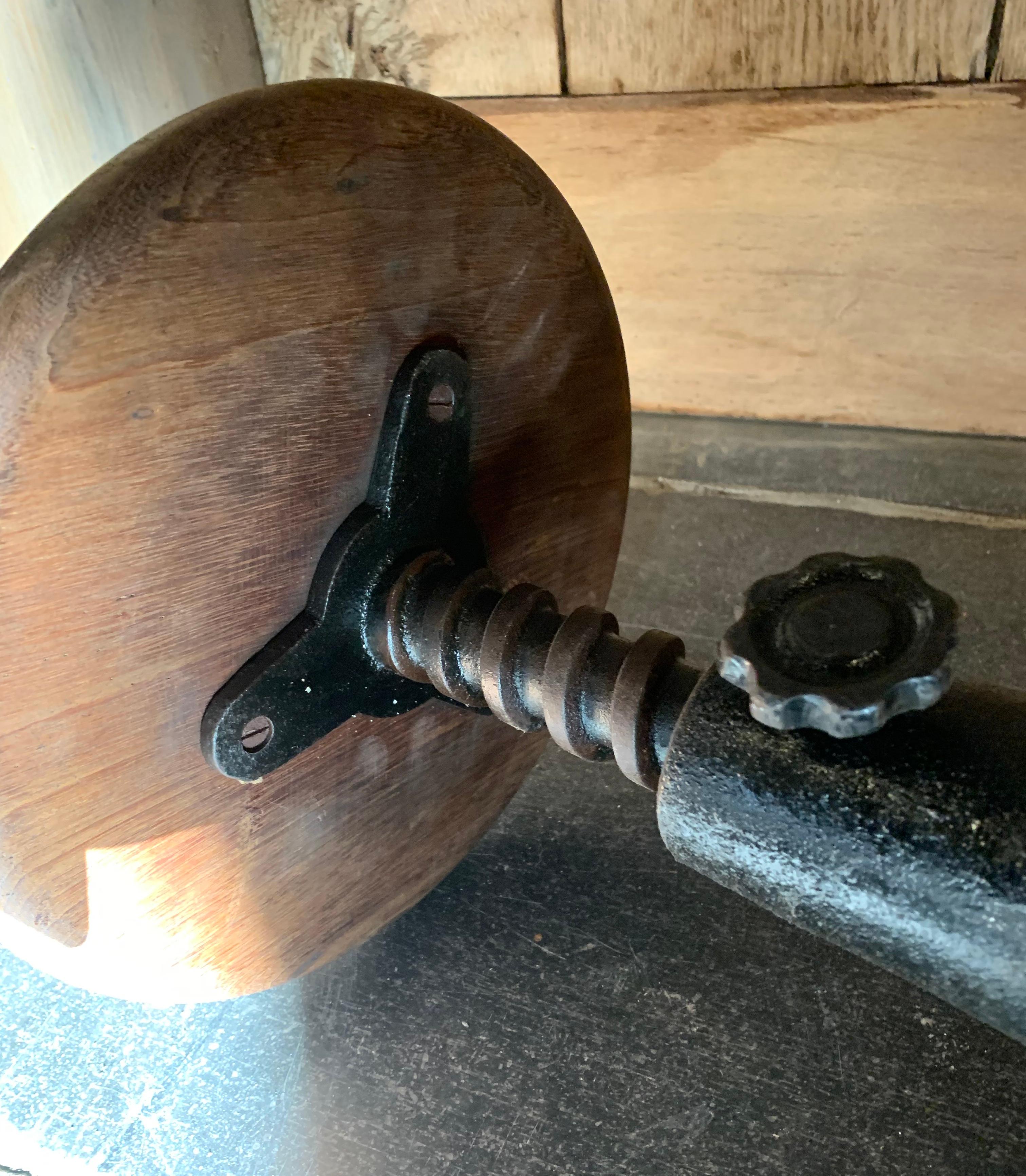 Industrial Swivel Stool Early 20th Century For Sale 2