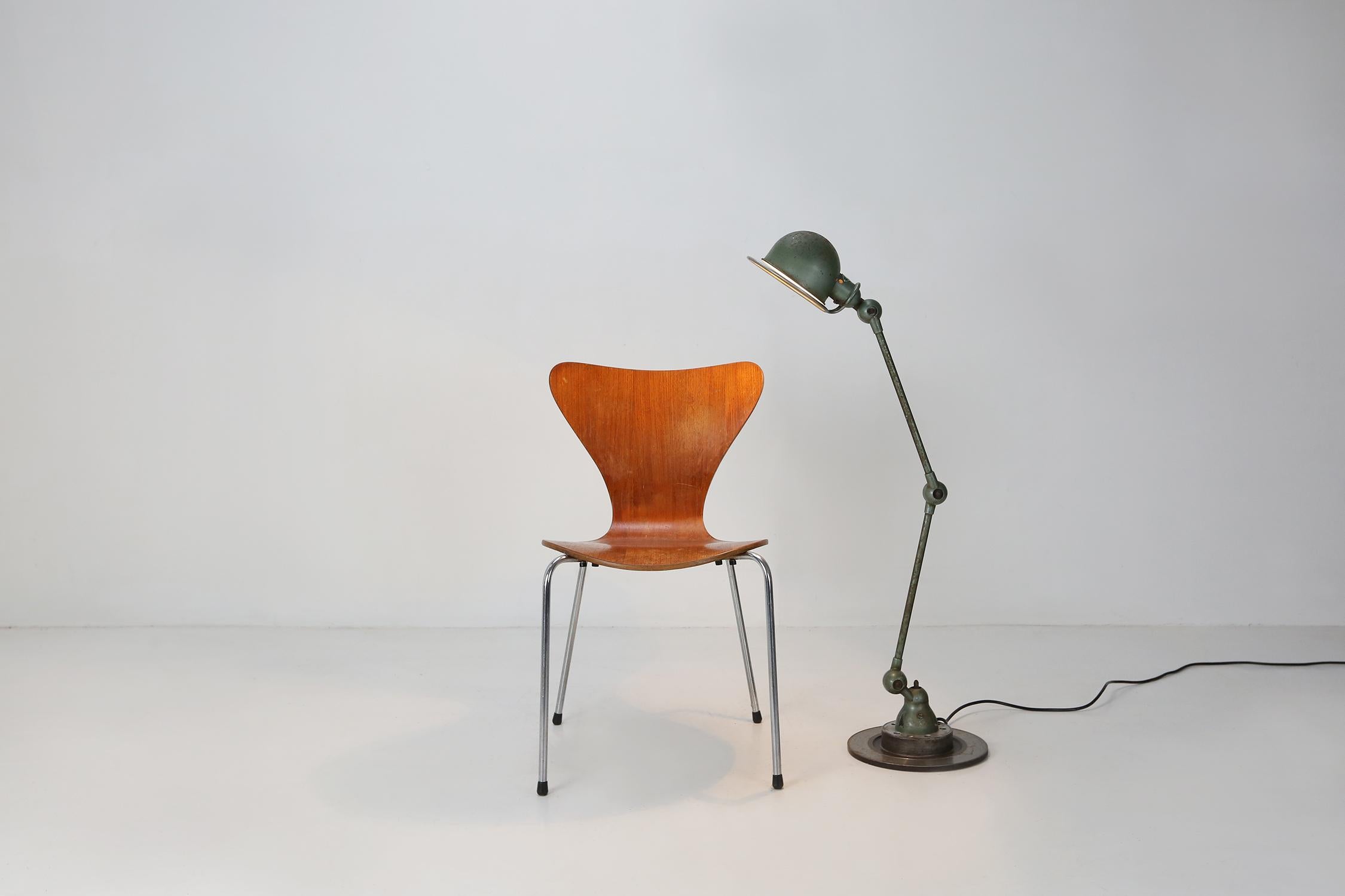 Industrial Table Lamp by Jielde For Sale 6