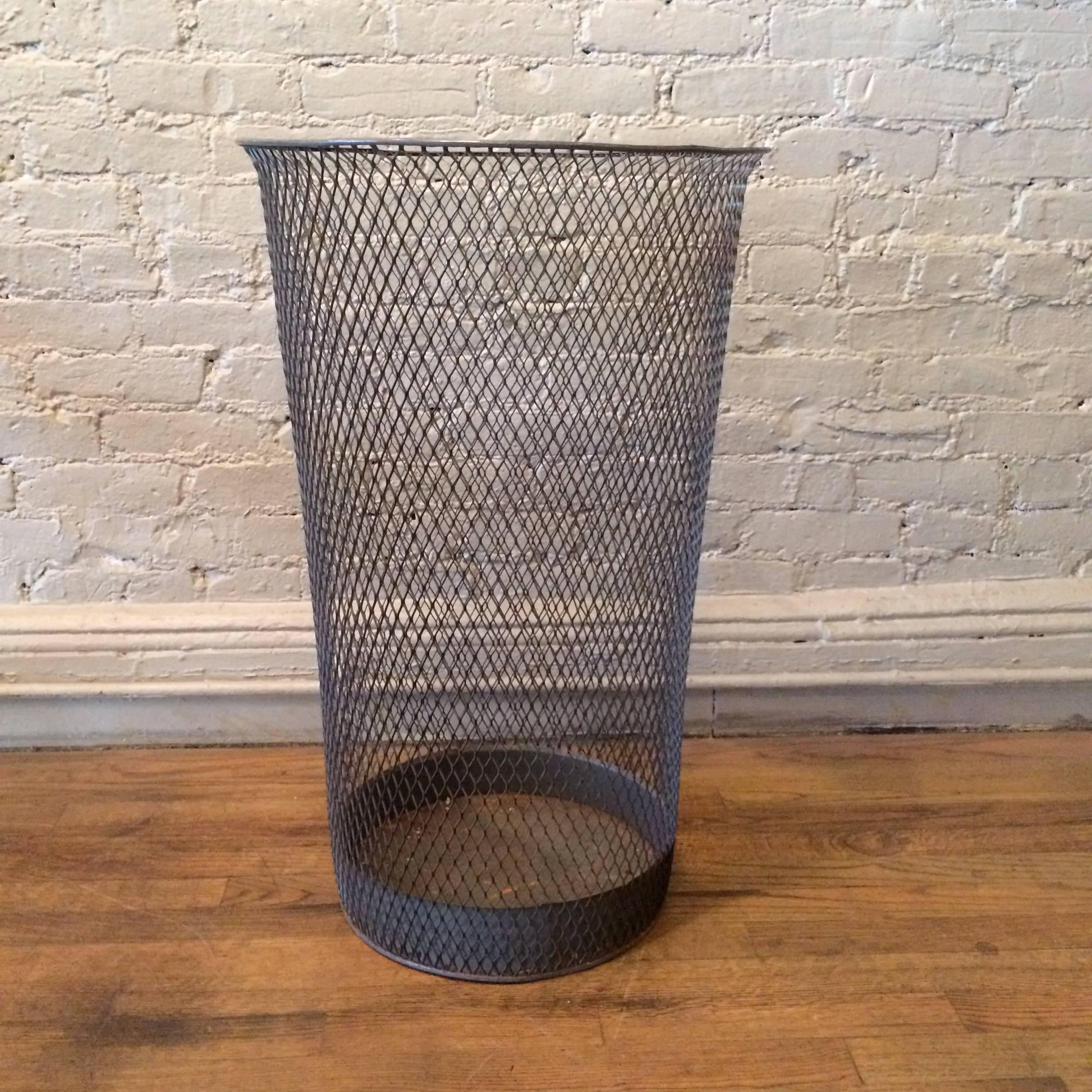 wire mesh container