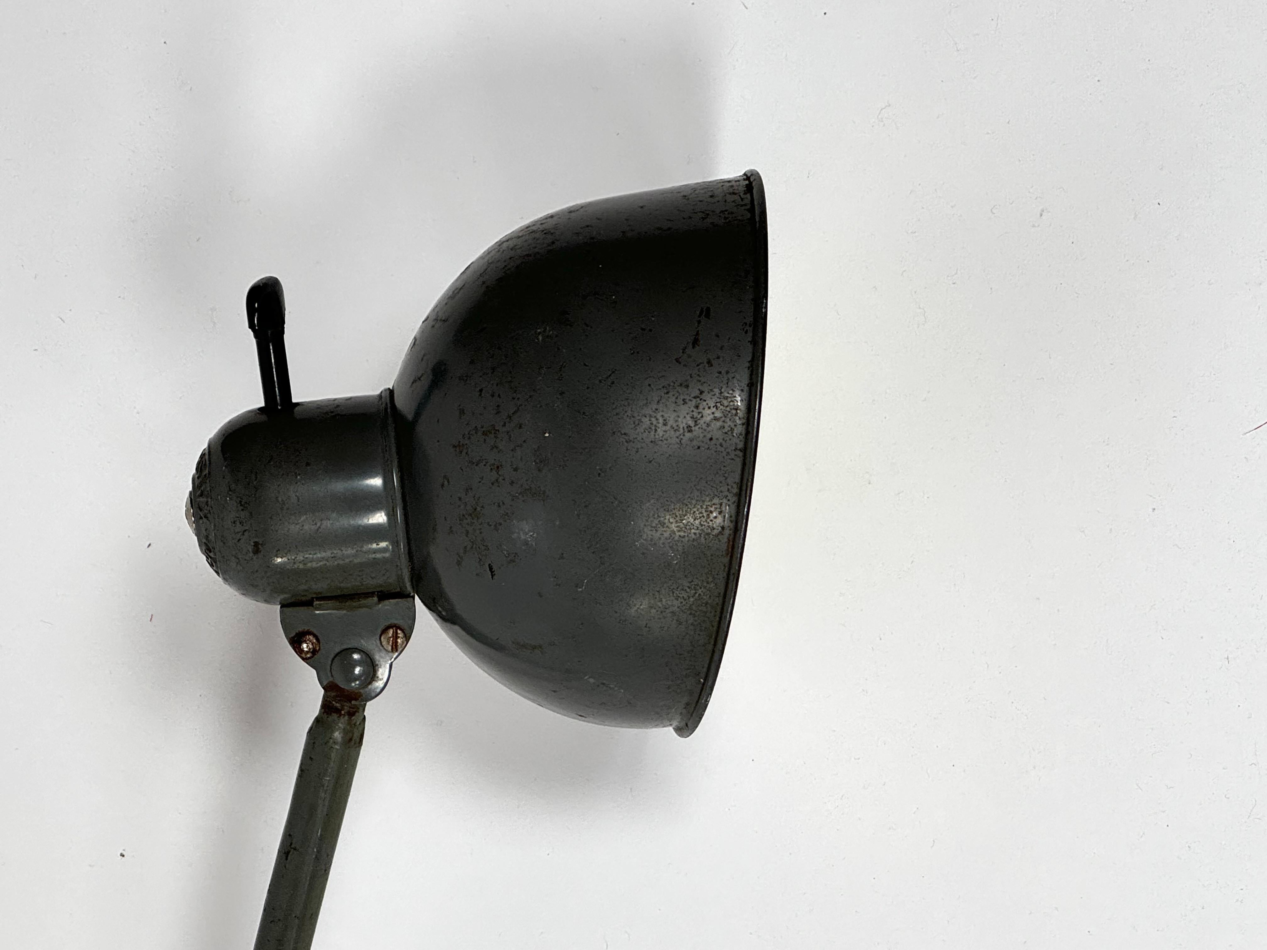 Allemand Lampe industrielle Task de Kaiser Dell en vente