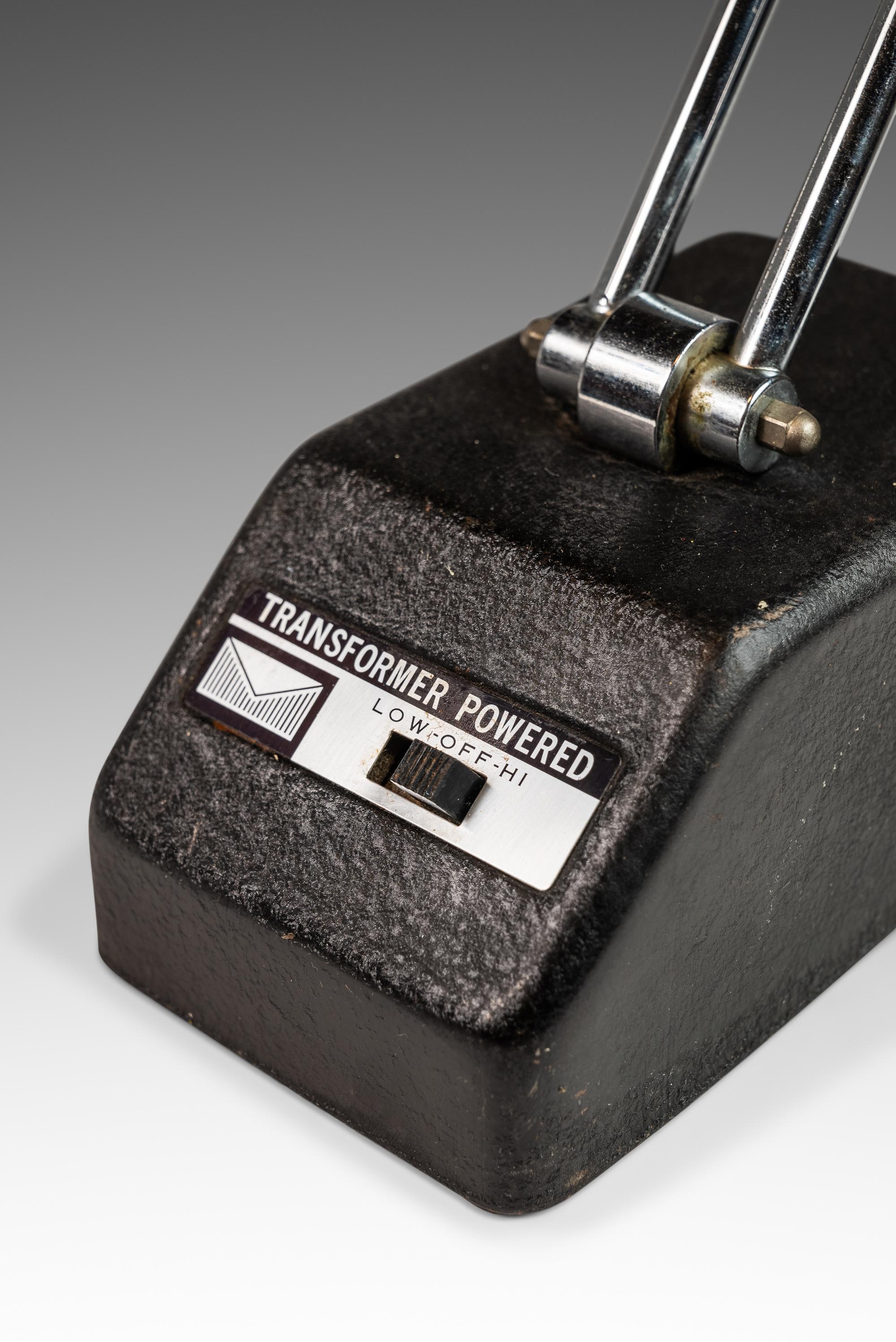 Industrial Tensor Desk Lamp by Mobilite from NASA Offices, Taiwan, c. 1970's 4