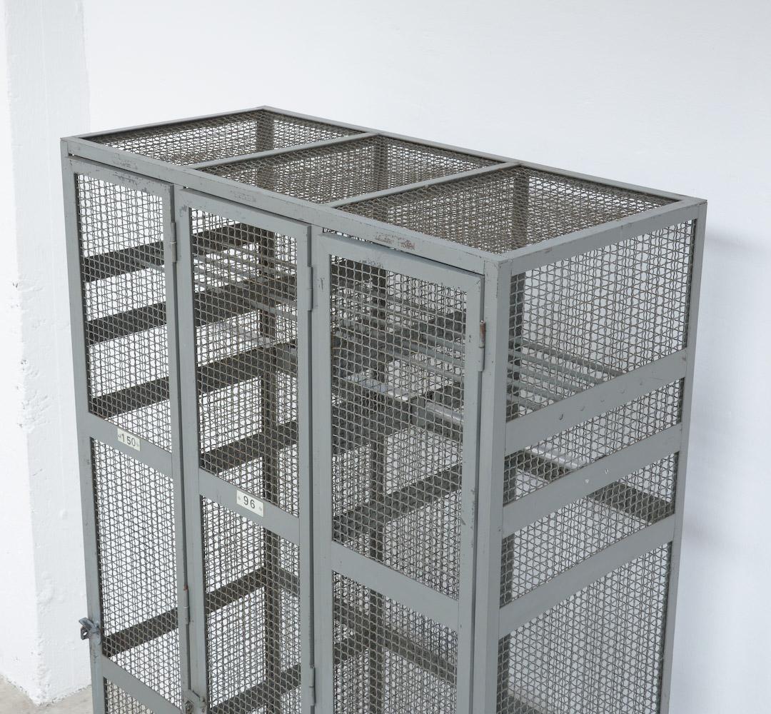 Industrial Transparent Metal Locker Cabinet In Good Condition For Sale In Vlimmeren, BE