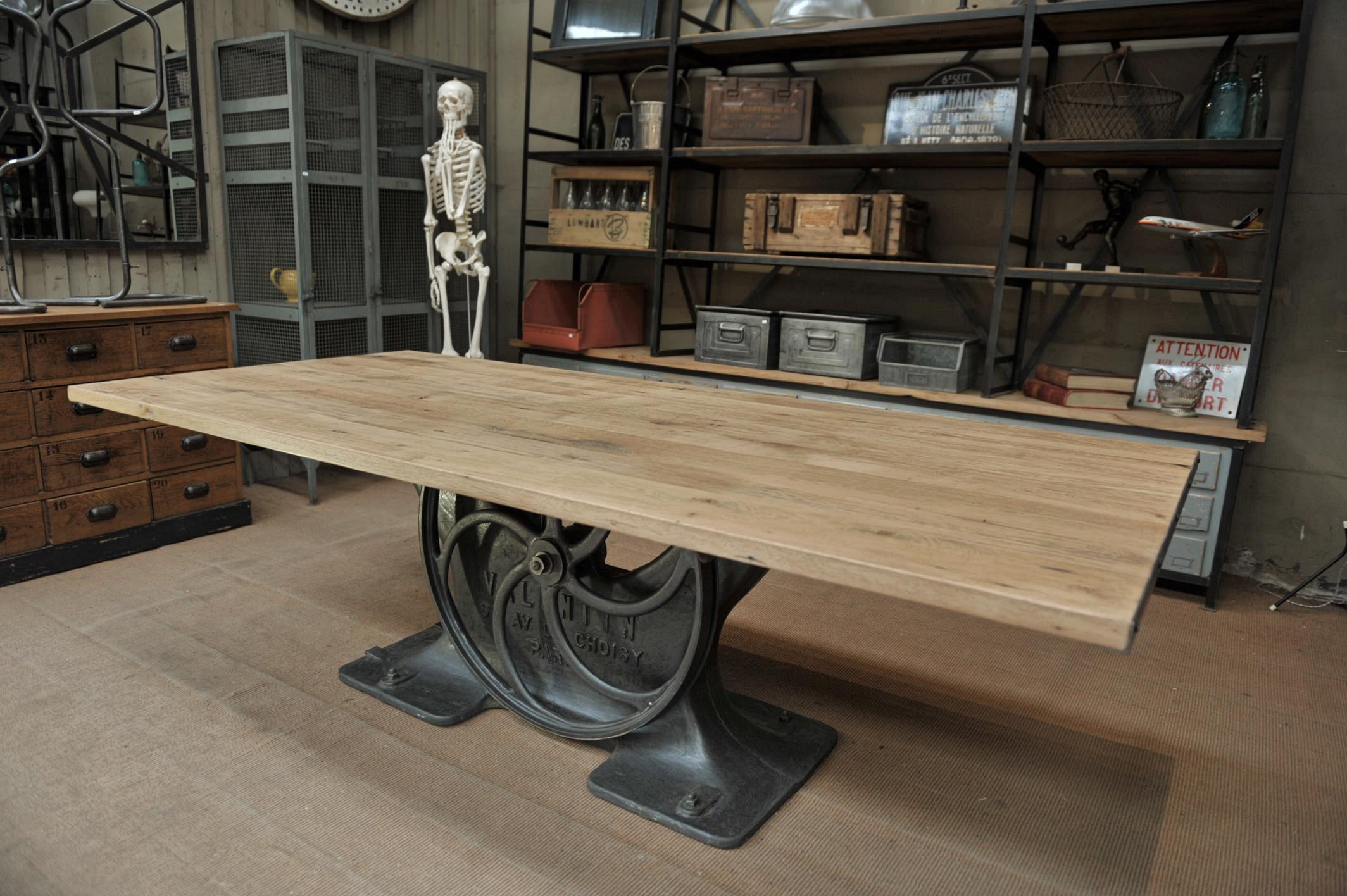 Industrial Valentin Paris, 1900 Cast Iron Base and Solid Oak Dining Table 3