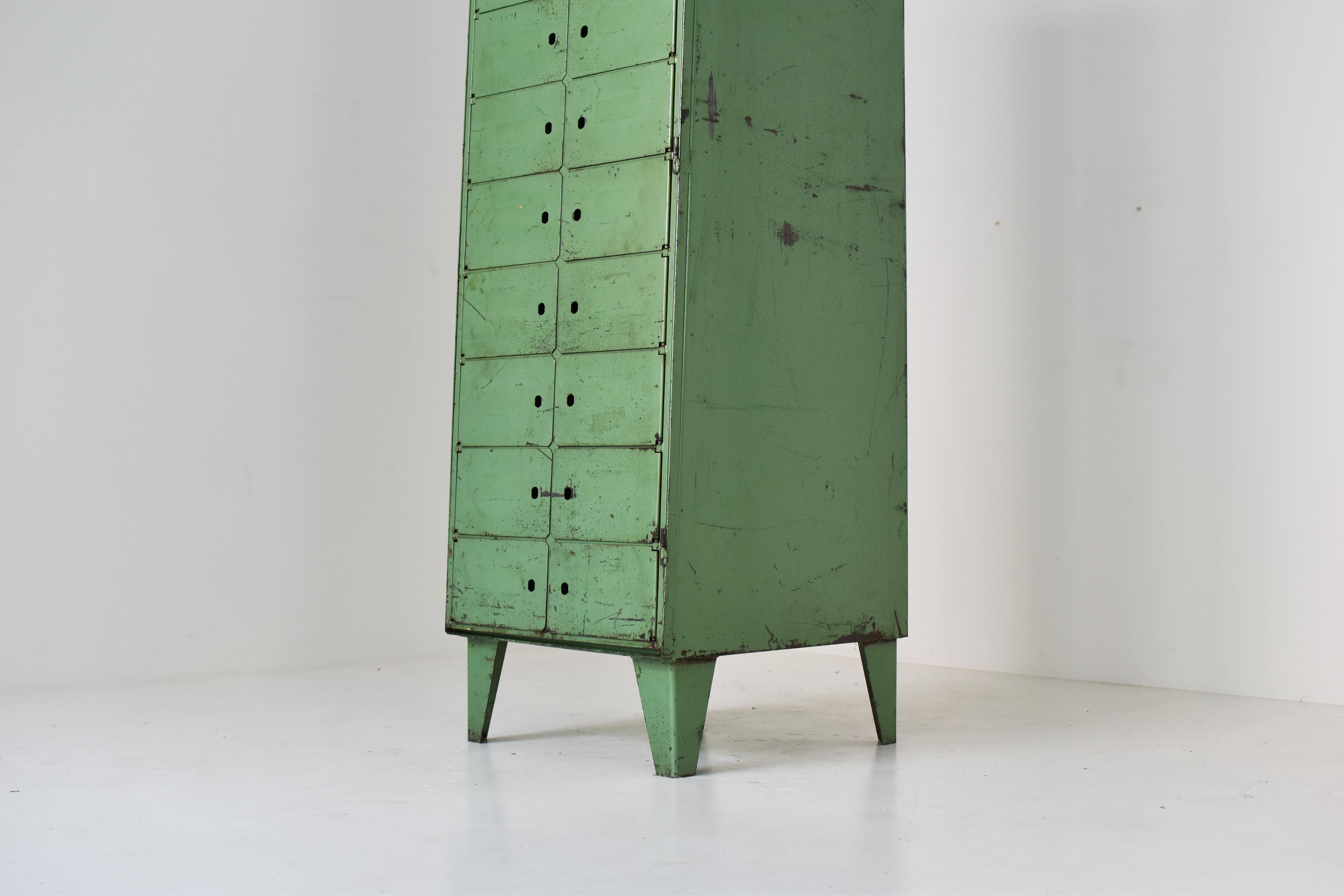 Steel Industrial Vitrine Cabinet Dating from the 1930s, Probably from the U.K