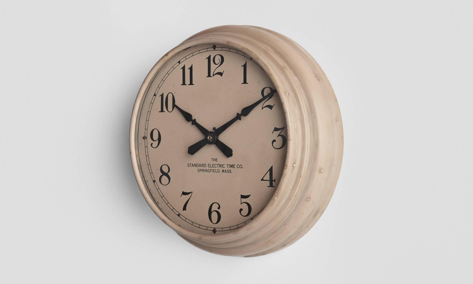 Industrial Wall Clock, America, circa 1940 In Good Condition In Culver City, CA