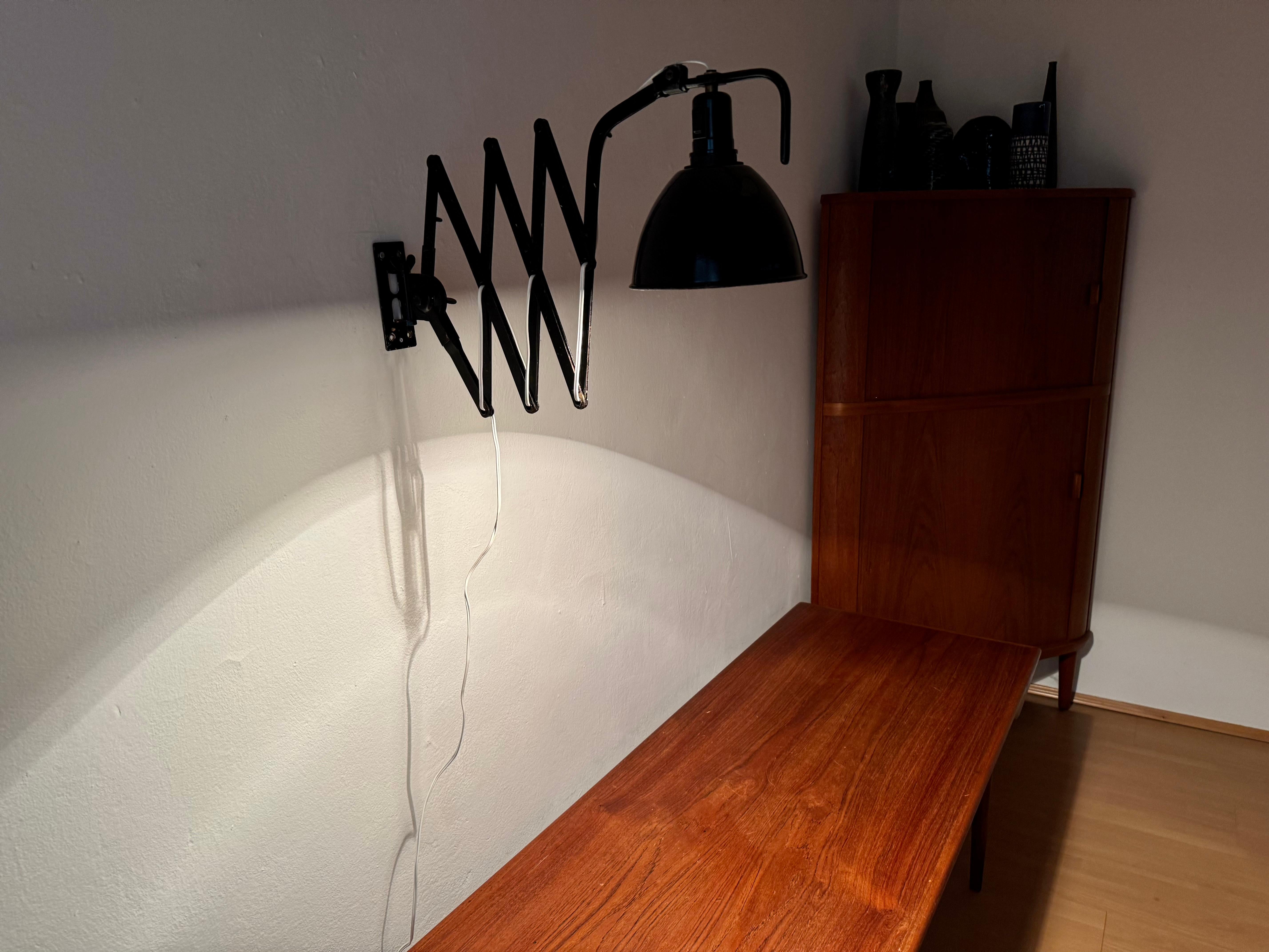 Lámpara industrial de pared en venta 5