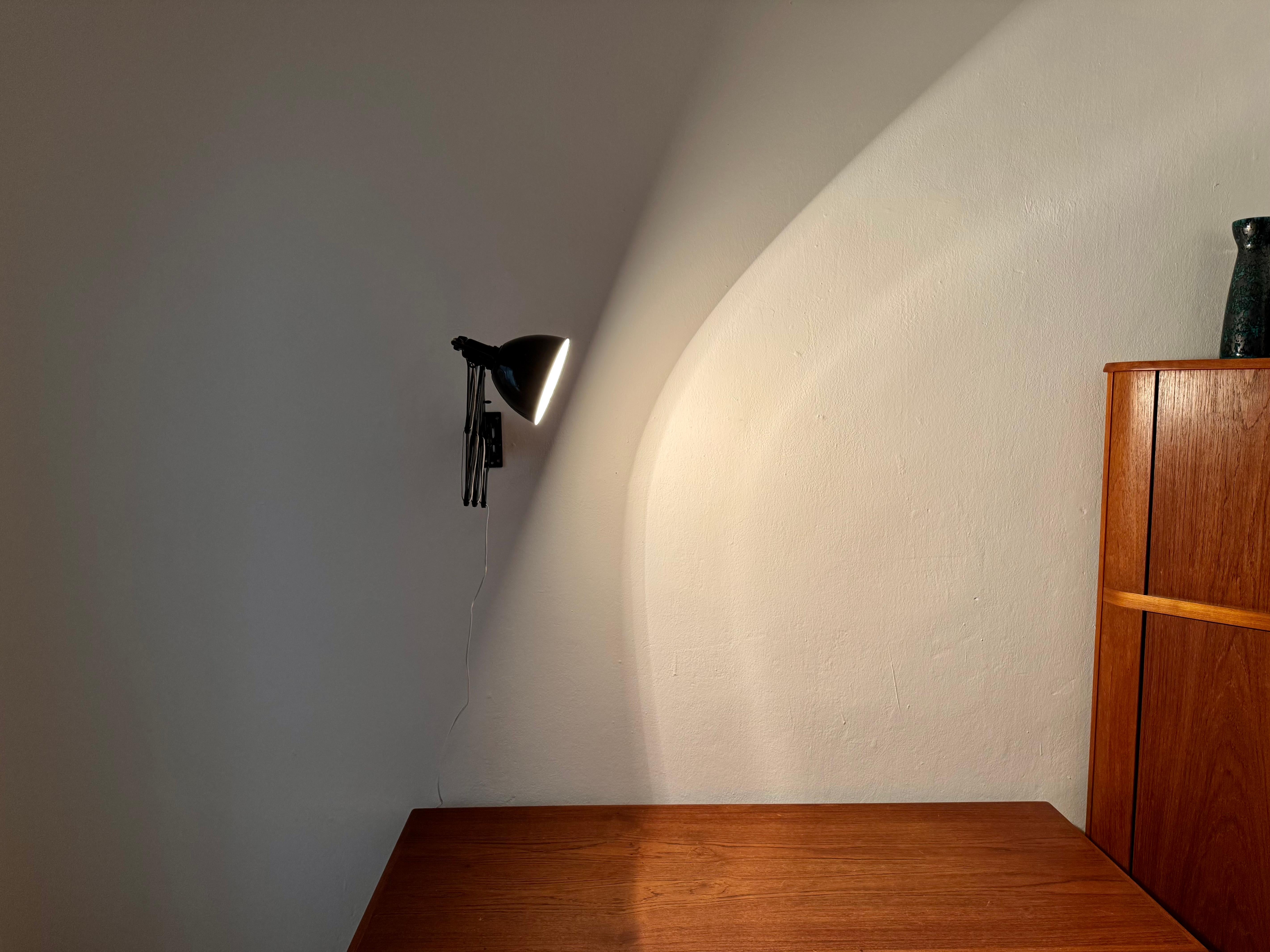 Lámpara industrial de pared en venta 8