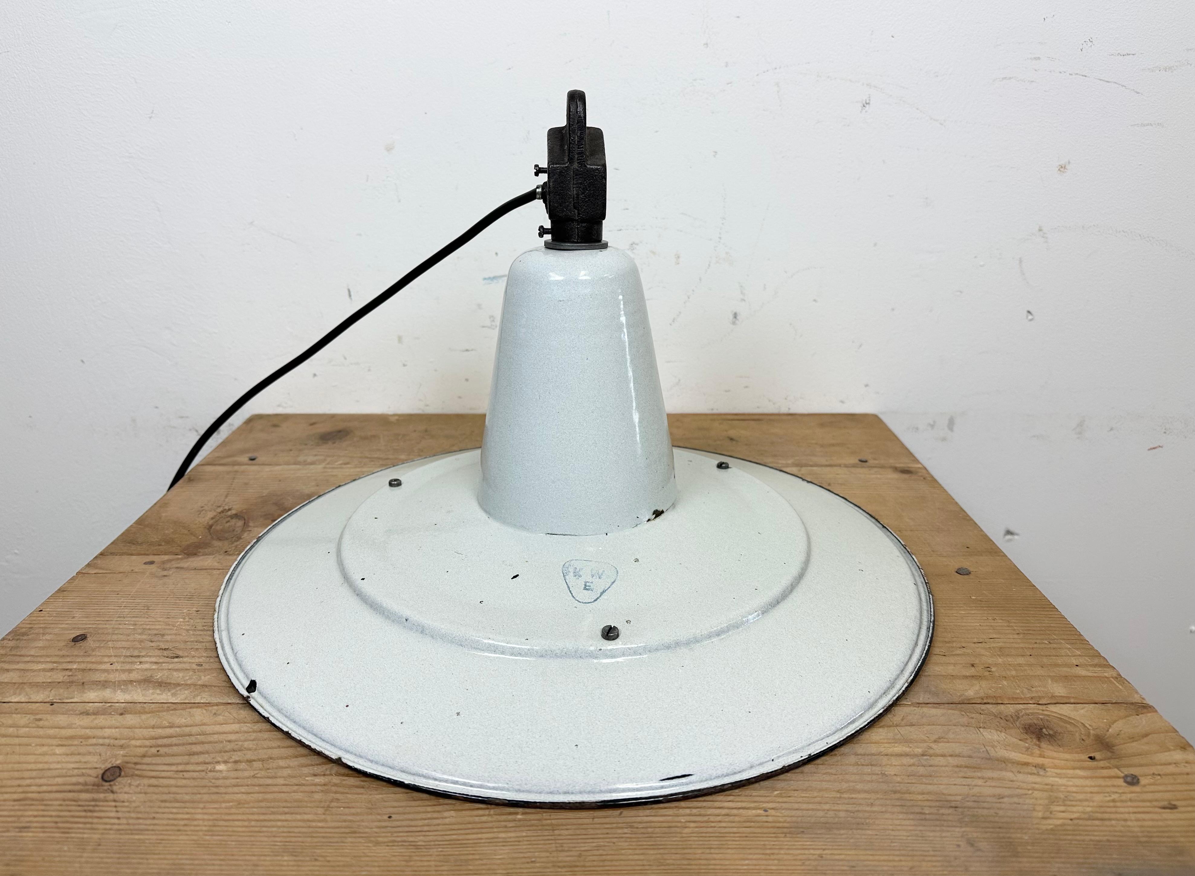 Industrial White Enamel Factory Pendant Lamp, 1960s For Sale 8