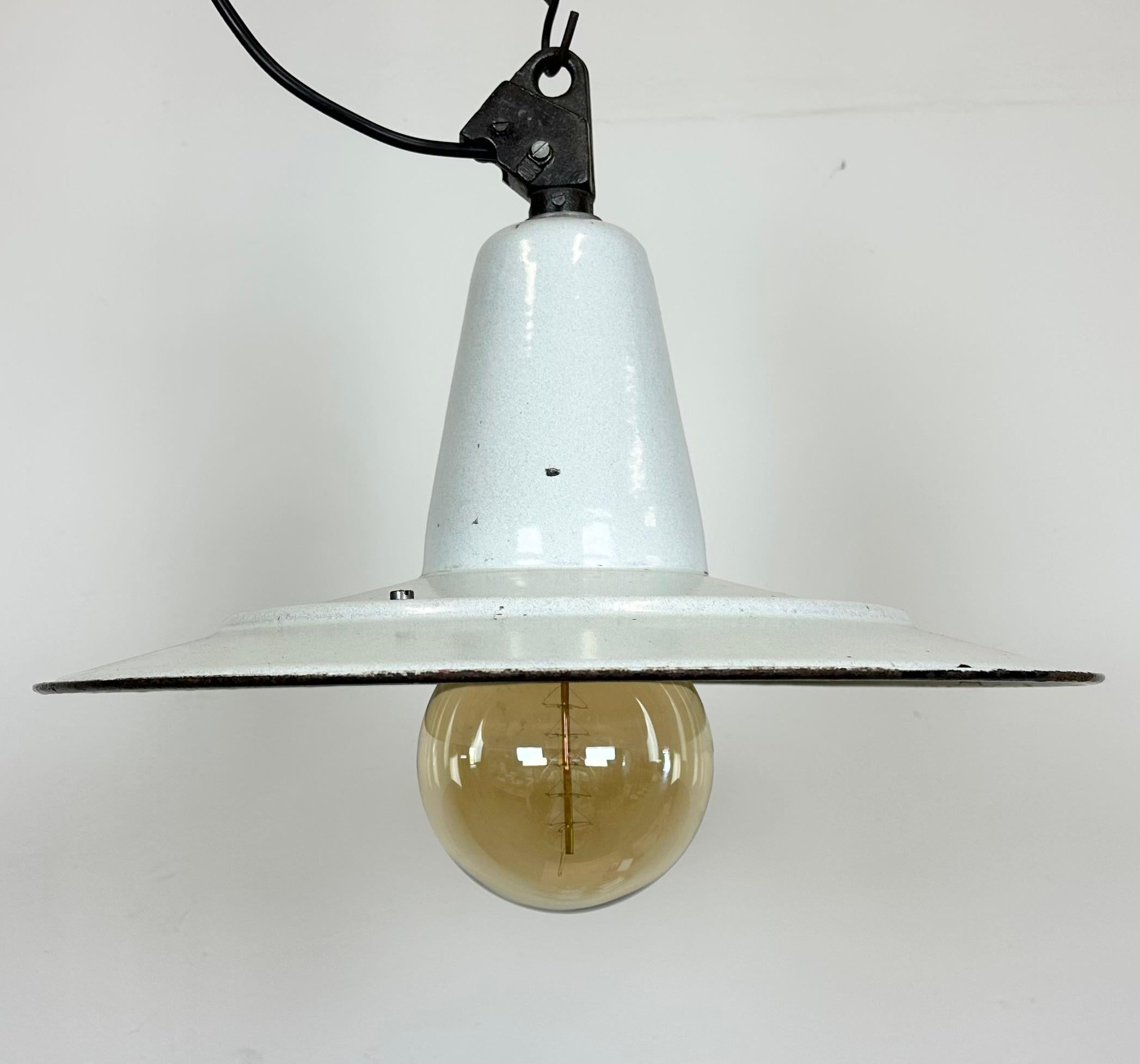 Polish Industrial White Enamel Factory Pendant Lamp, 1960s For Sale