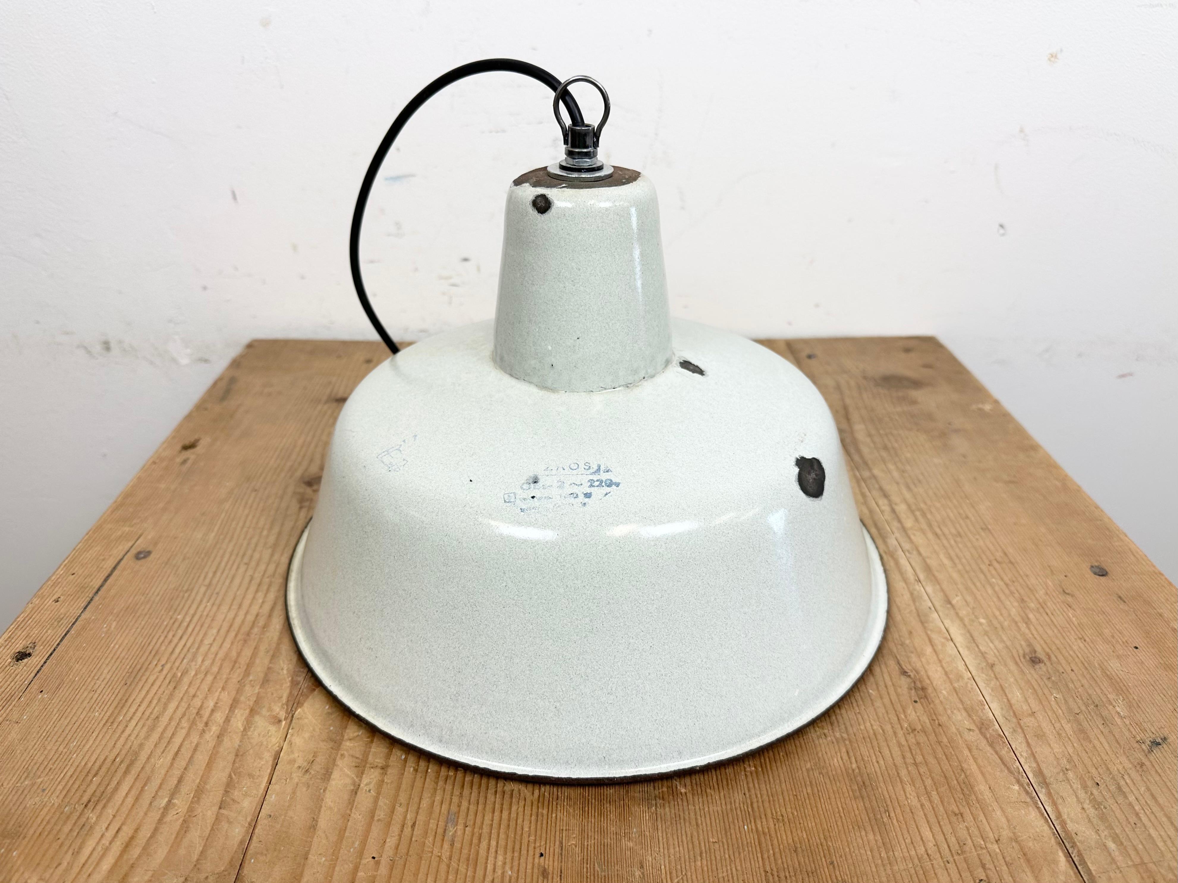 Industrial White Enamel Factory Pendant Lamp from Zaos, 1960s For Sale 7