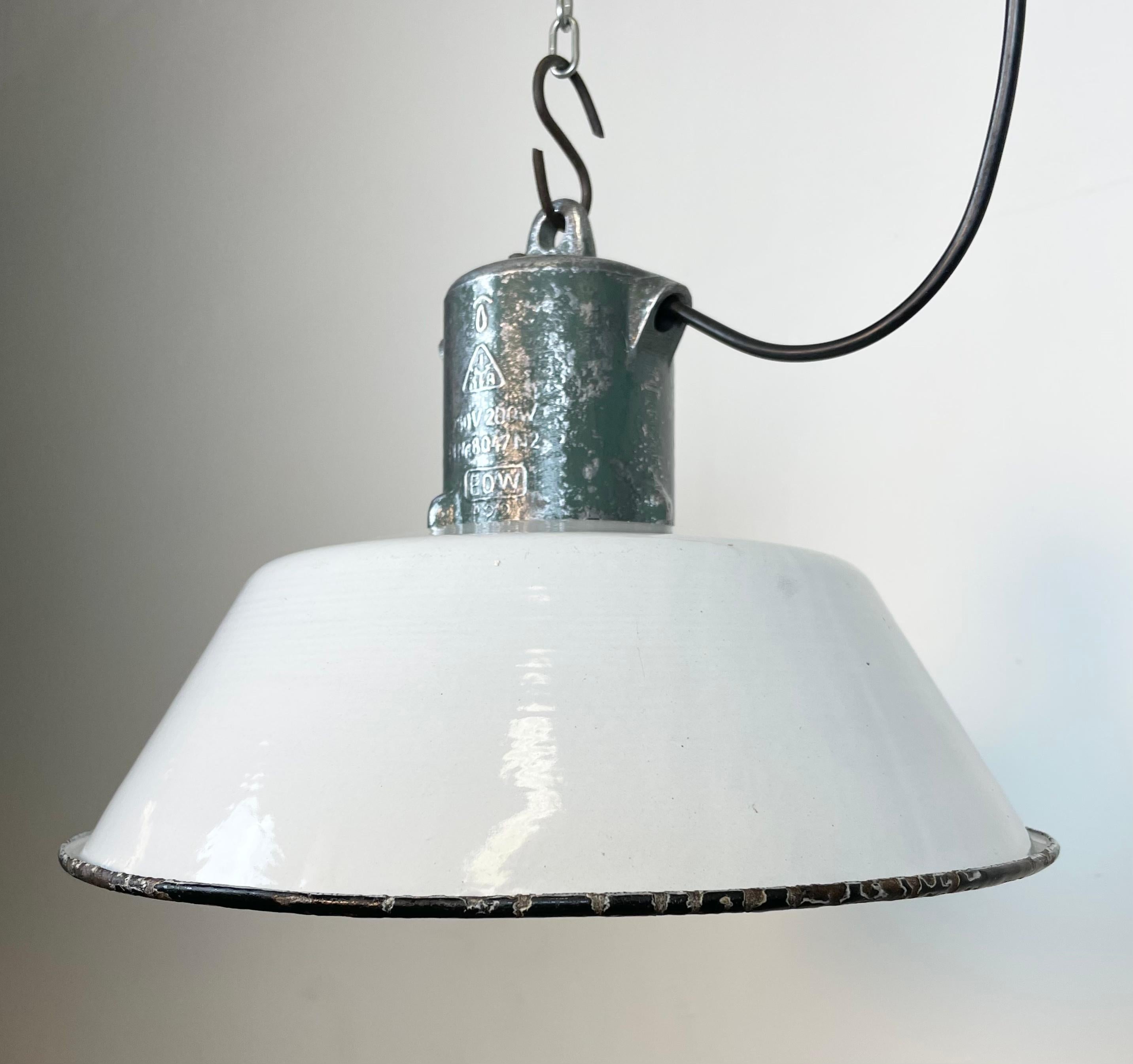 20th Century Industrial White Enamel Industrial Lamp with Cast Aluminium Top from EOW, 1950s For Sale