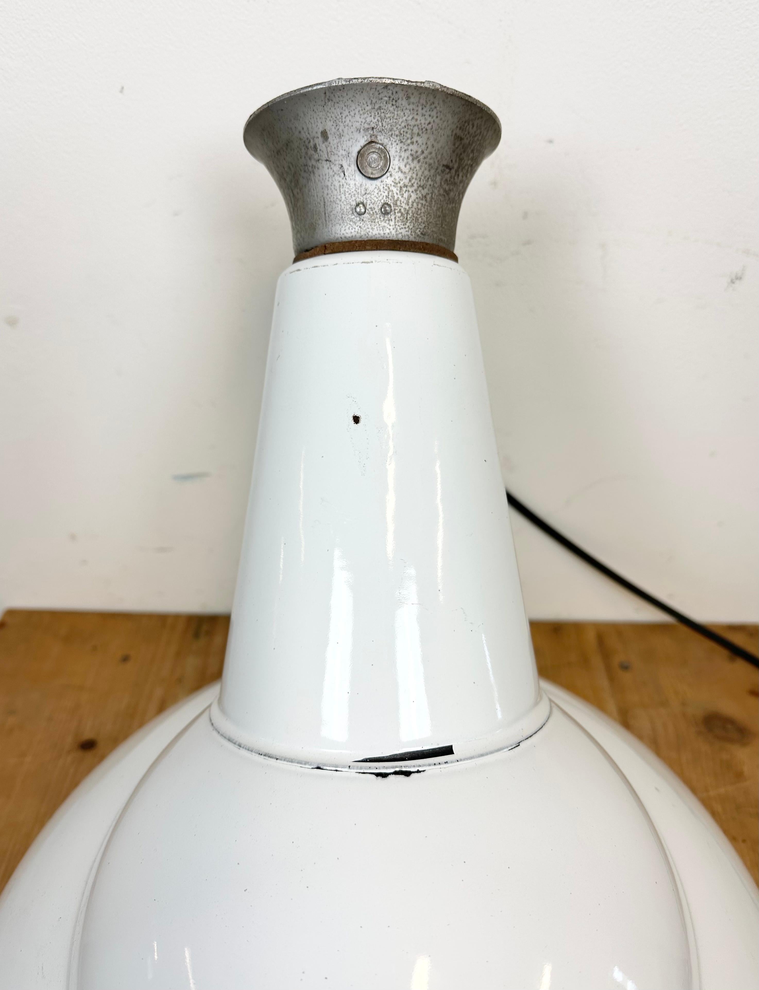 Industrial White Enamel Pendant Lamp, 1960s For Sale 13