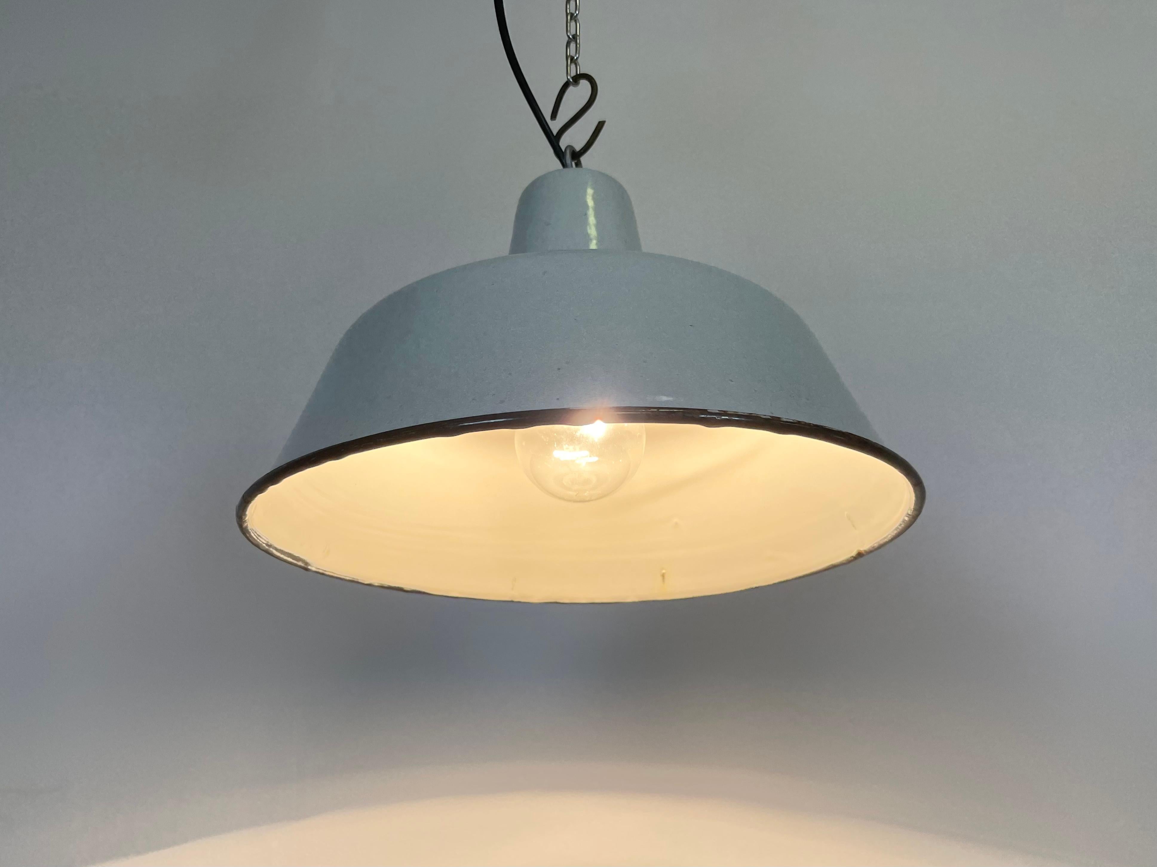 Industrial White Enamel Pendant Lamp, 1960s 3