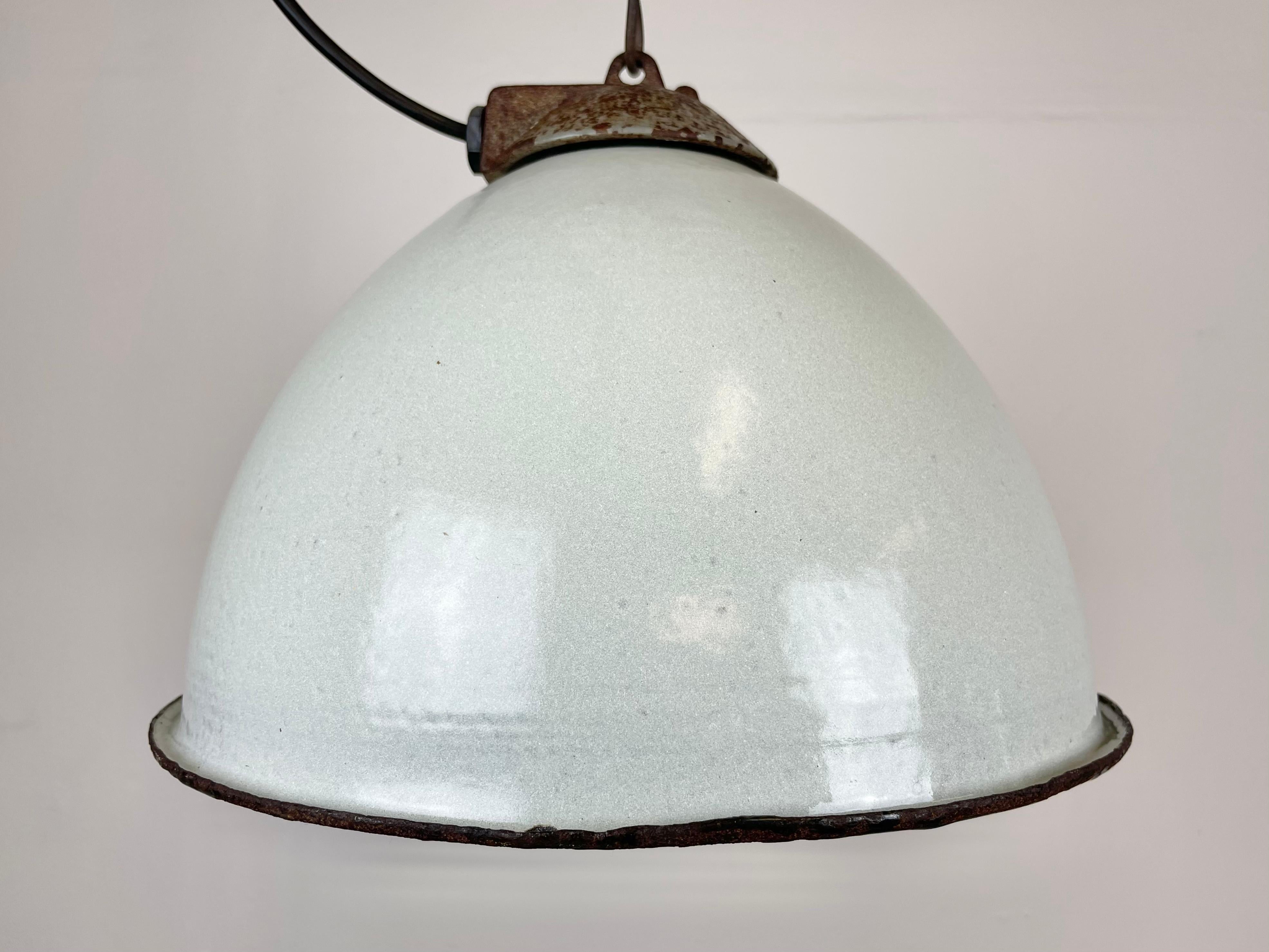 20th Century Industrial White Grey Enamel Factory Lamp with Cast Iron Top, 1960s For Sale
