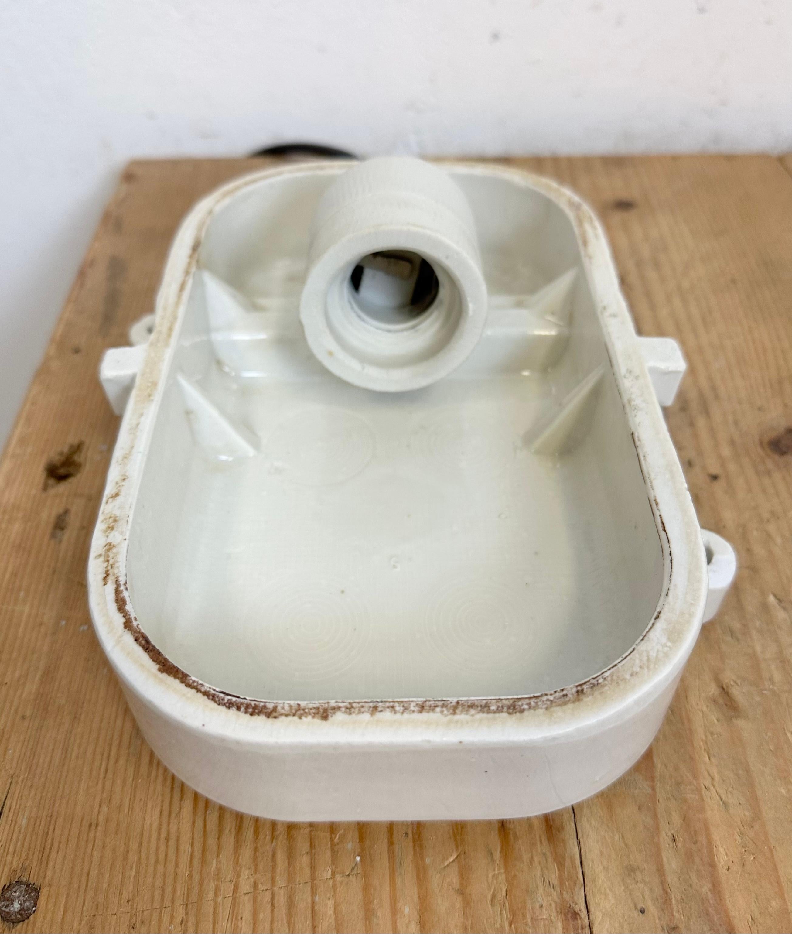 Industrial White Porcelain Cage Wall Light with Ribbed Glass, 1970s For Sale 8