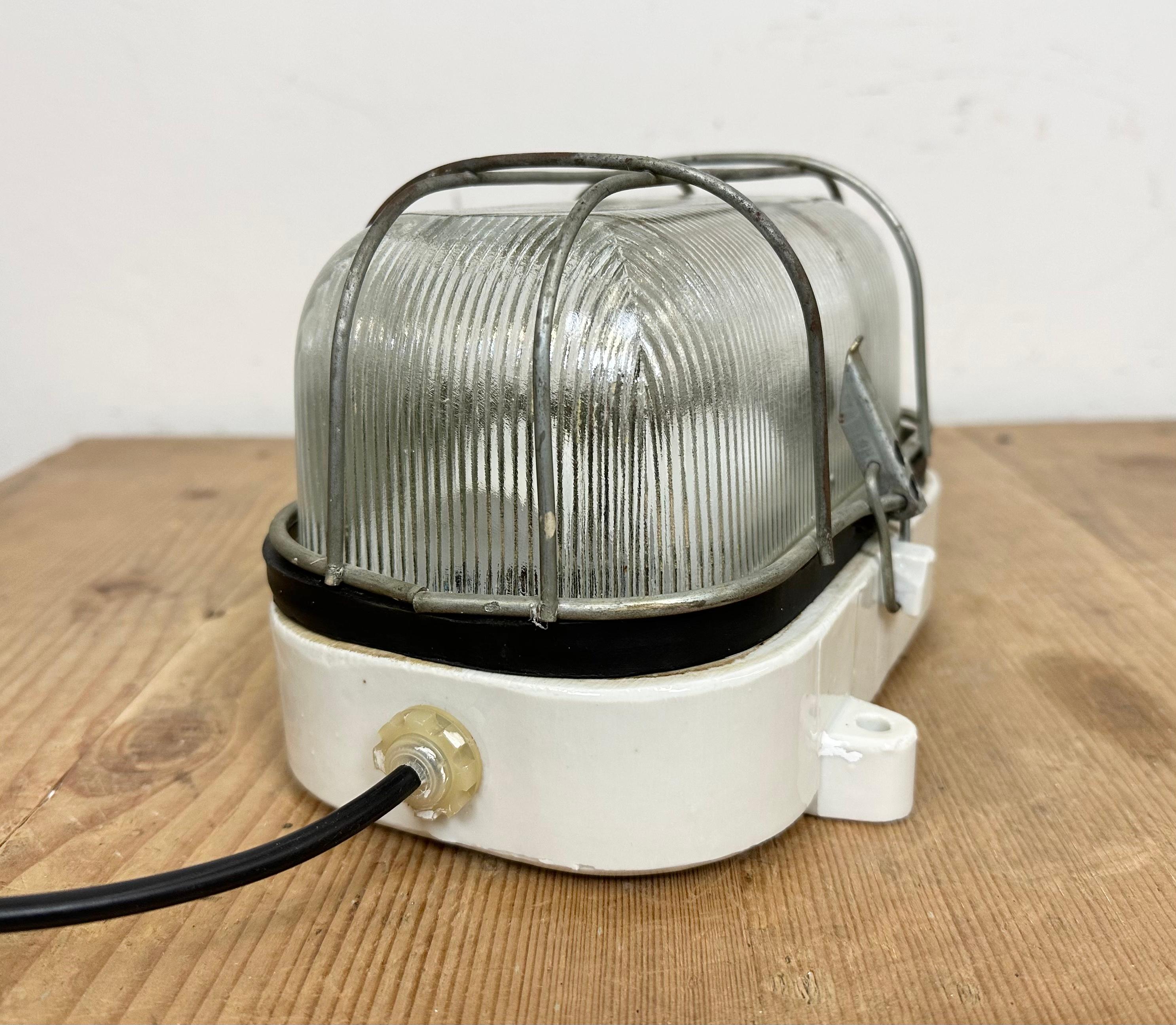 Industrial White Porcelain Cage Wall Light with Ribbed Glass, 1970s For Sale 4