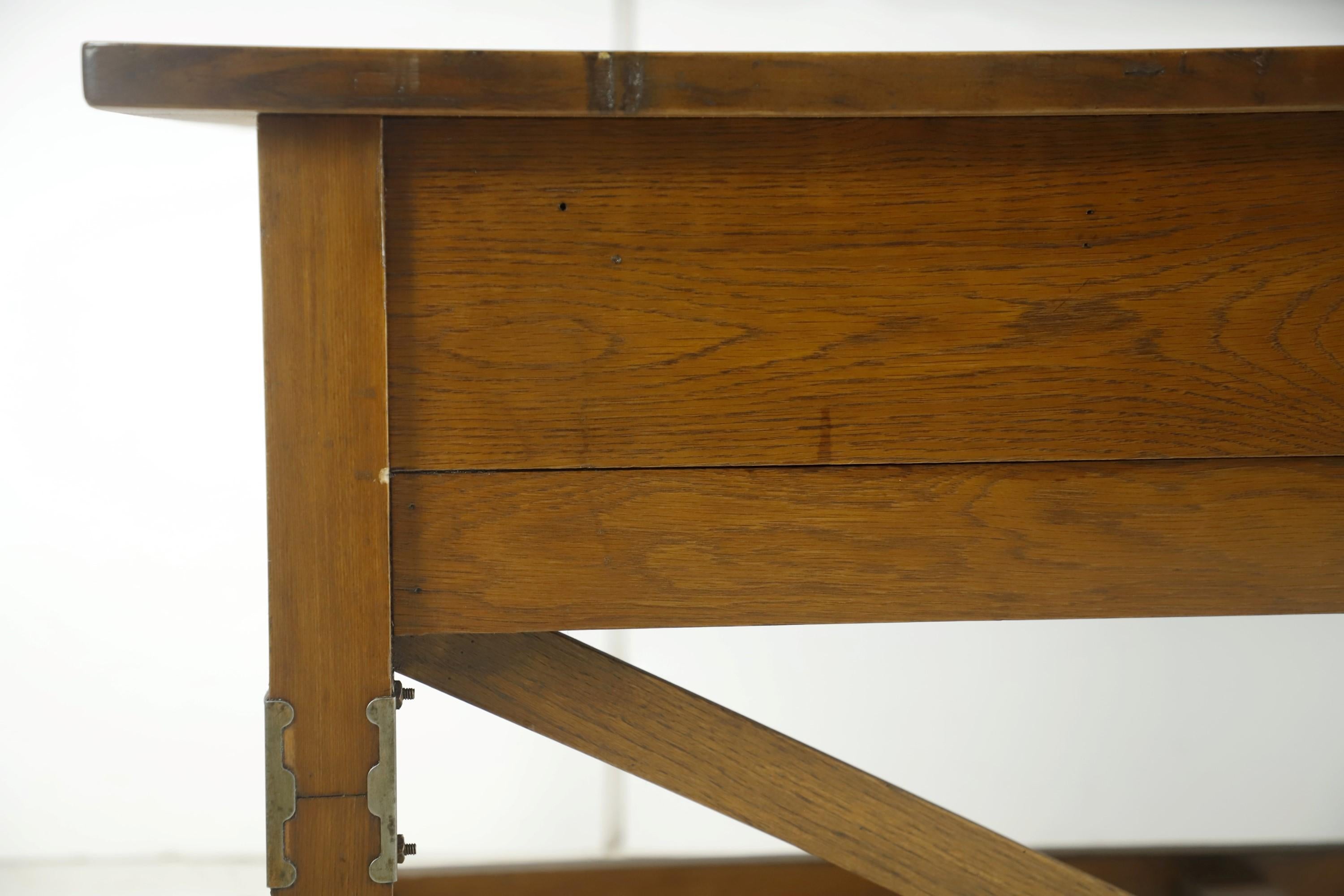 Hudson-Schreibtisch aus Industrieholz mit 3 Schubladen von Keuffel & Esser Co. im Angebot 9