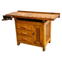 Industrial Work Bench