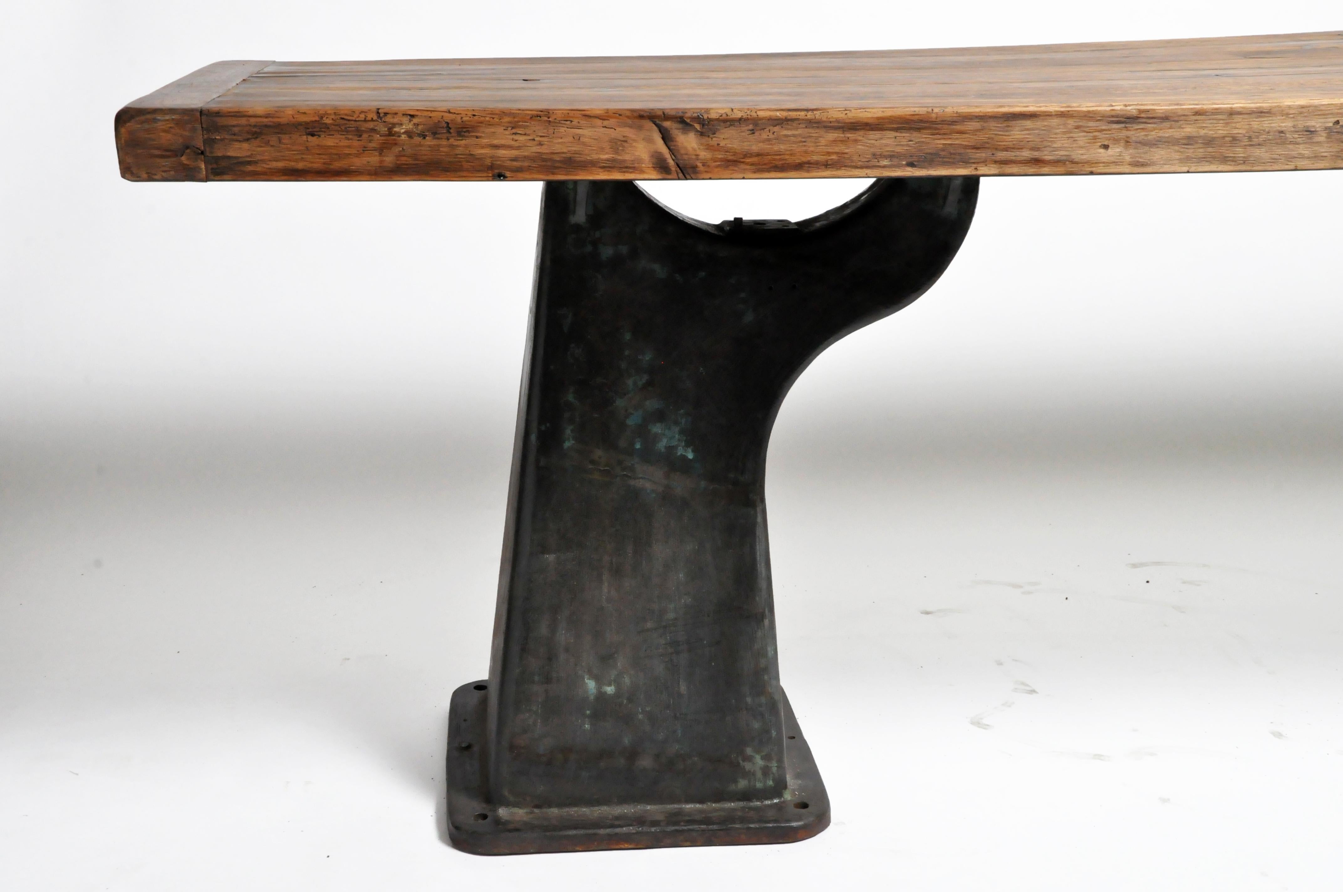 Industrial Work Table (Industriell)