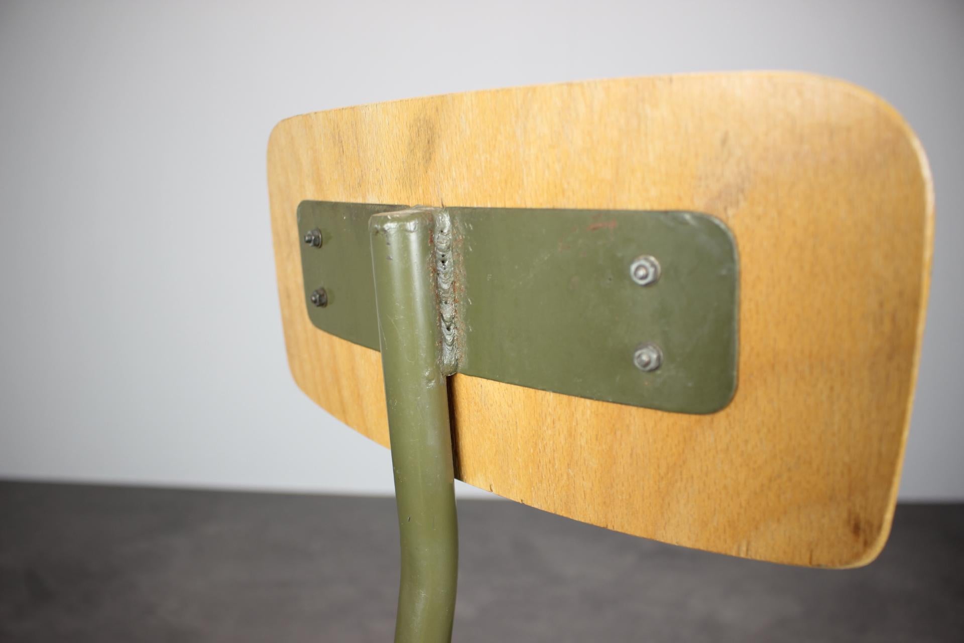 Silla de taller industrial, 1950 mediados del siglo XX en venta