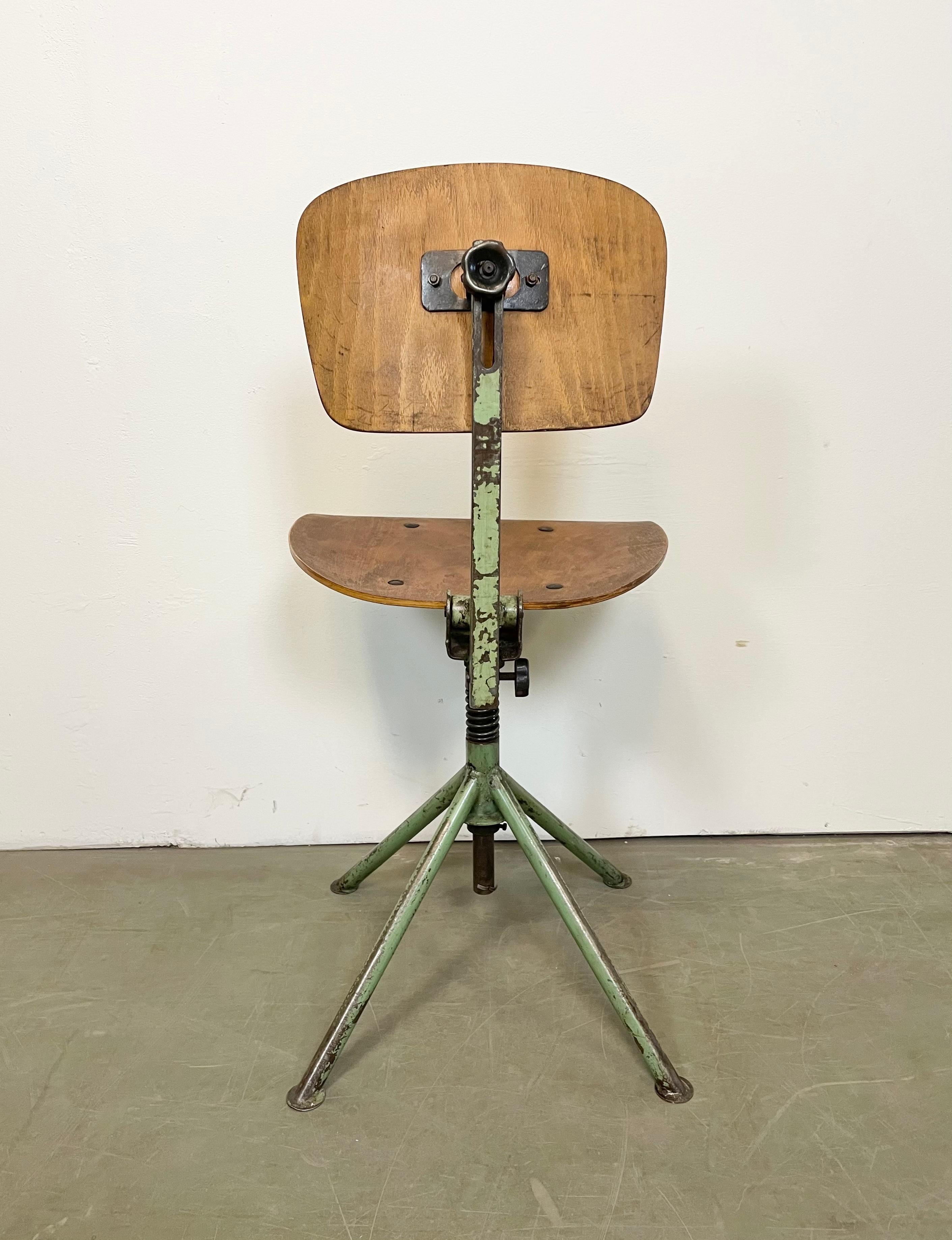 Industrial Workshop Chair, 1950s For Sale 1